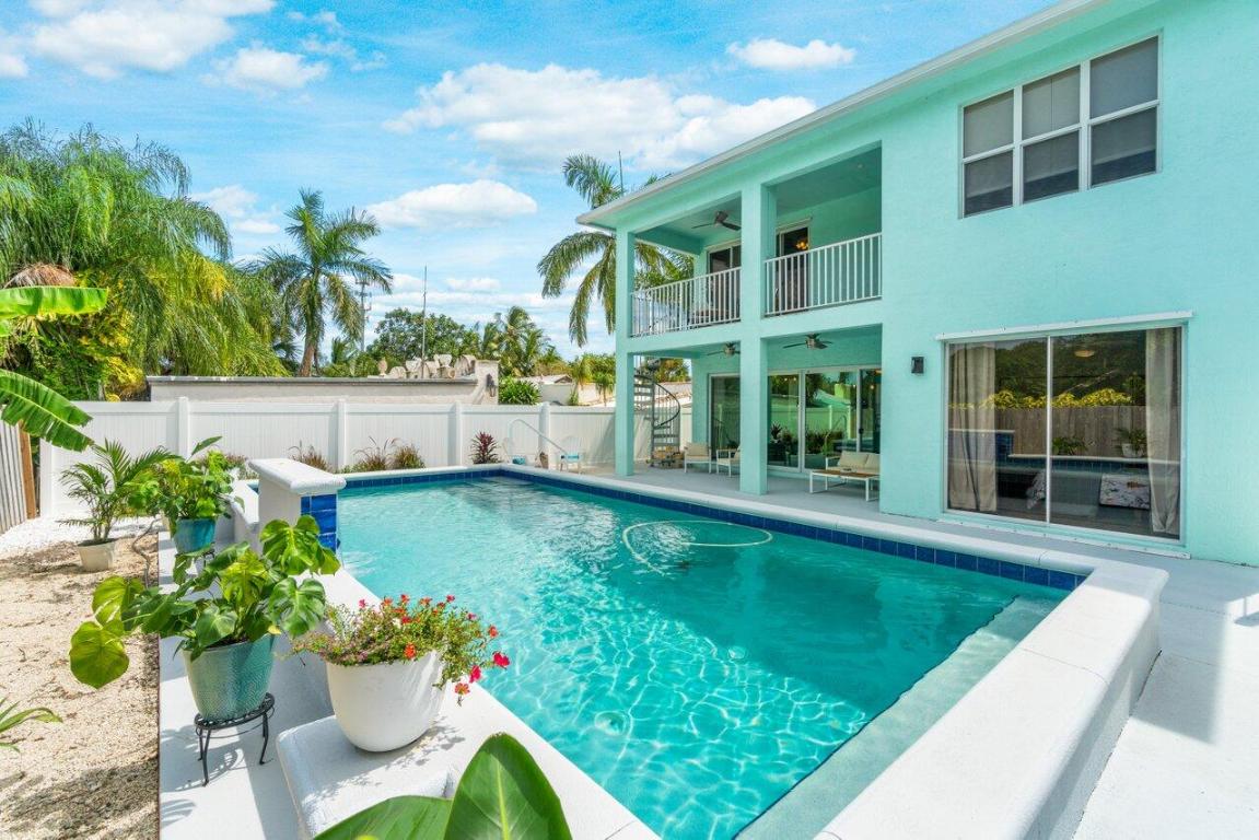 9427 SE Athena Street