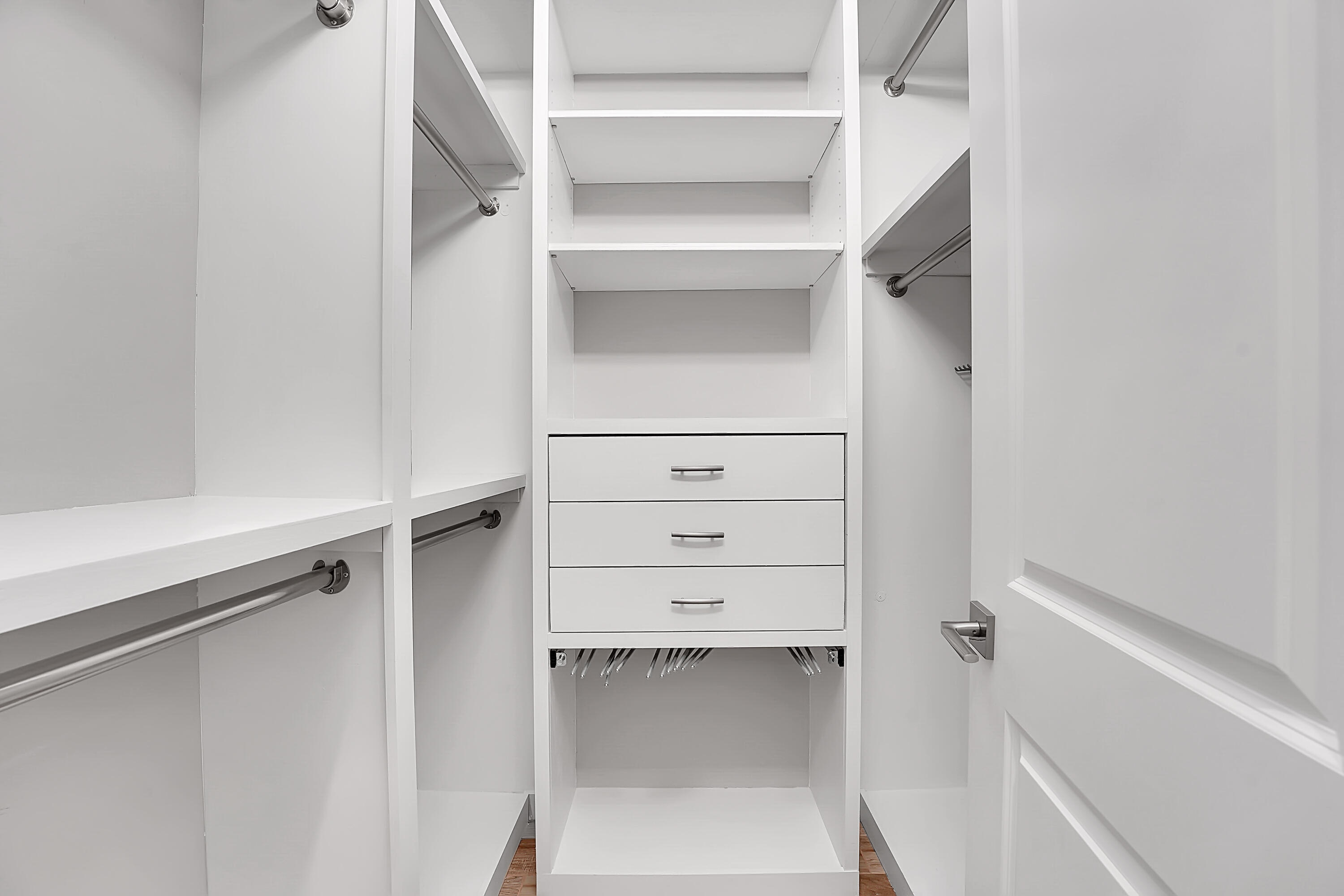 17735 Cinquez Park Road W