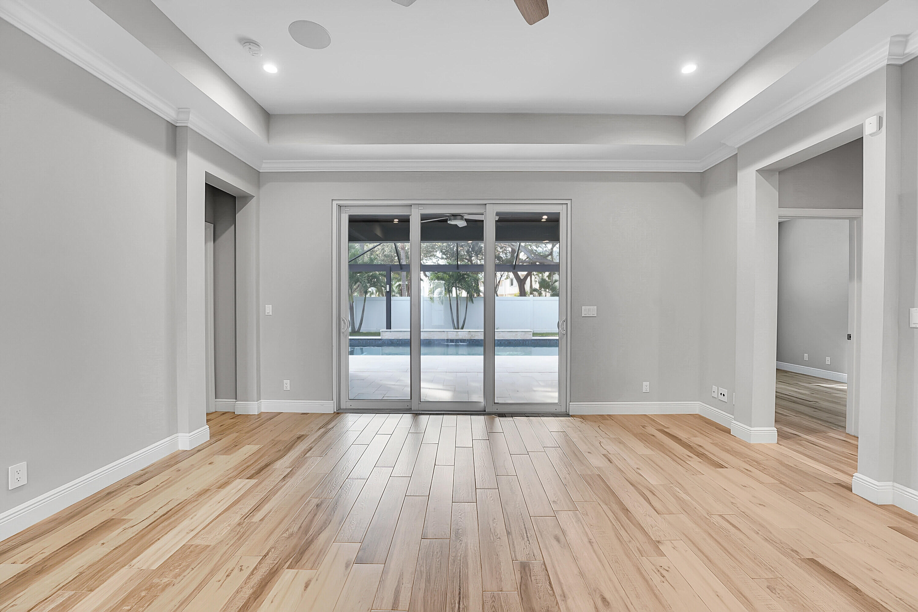 17735 Cinquez Park Road W