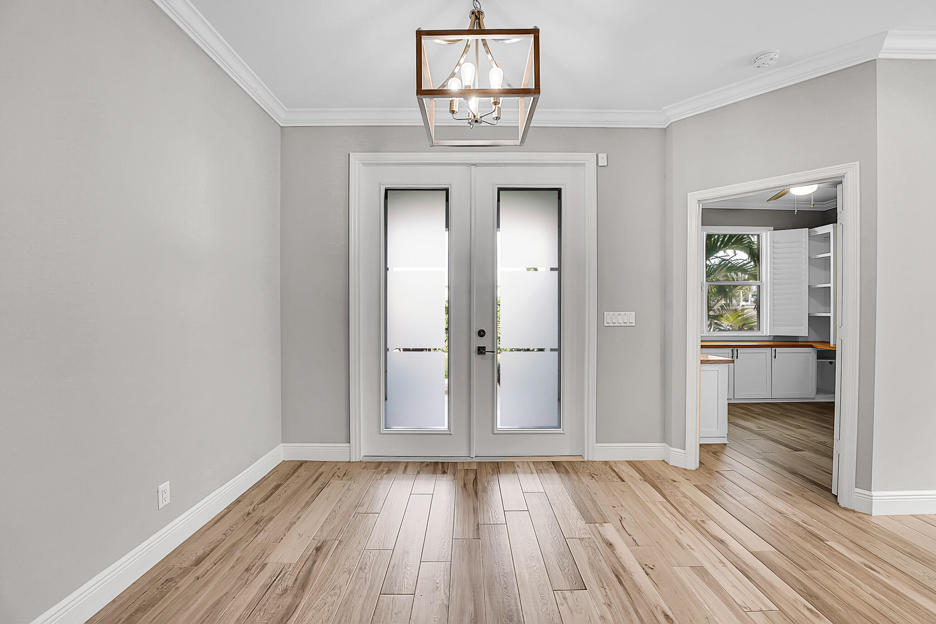 17735 Cinquez Park Road W