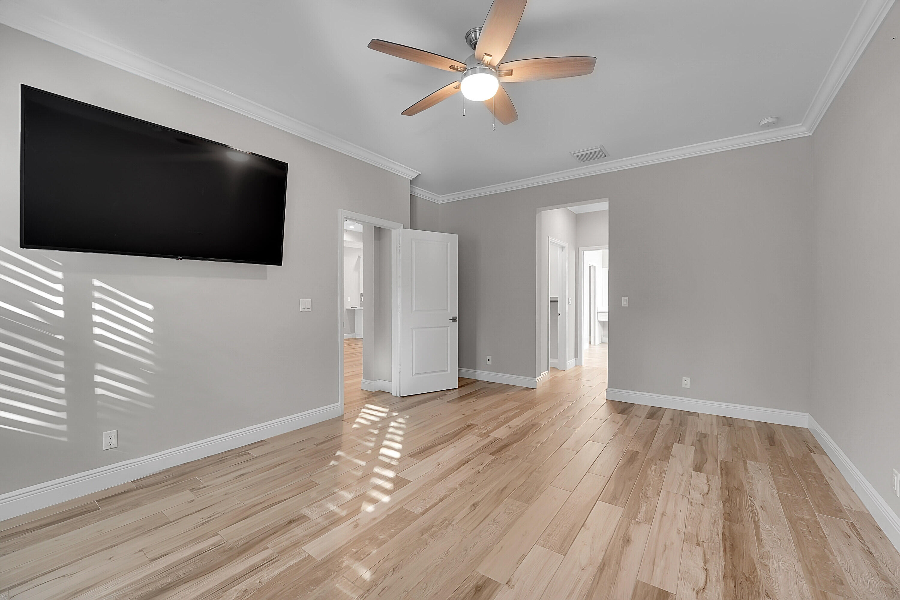 17735 Cinquez Park Road W