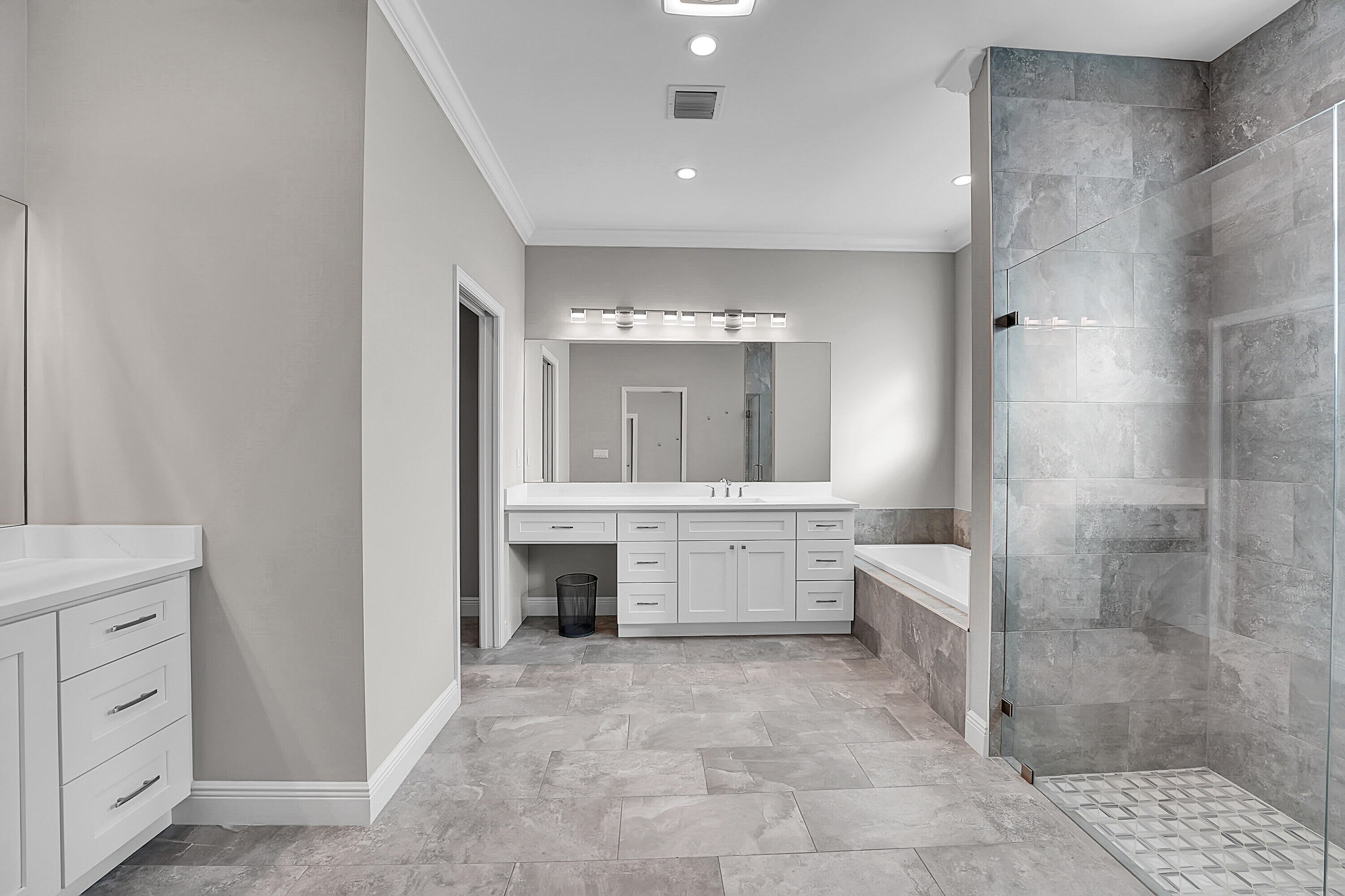 17735 Cinquez Park Road W