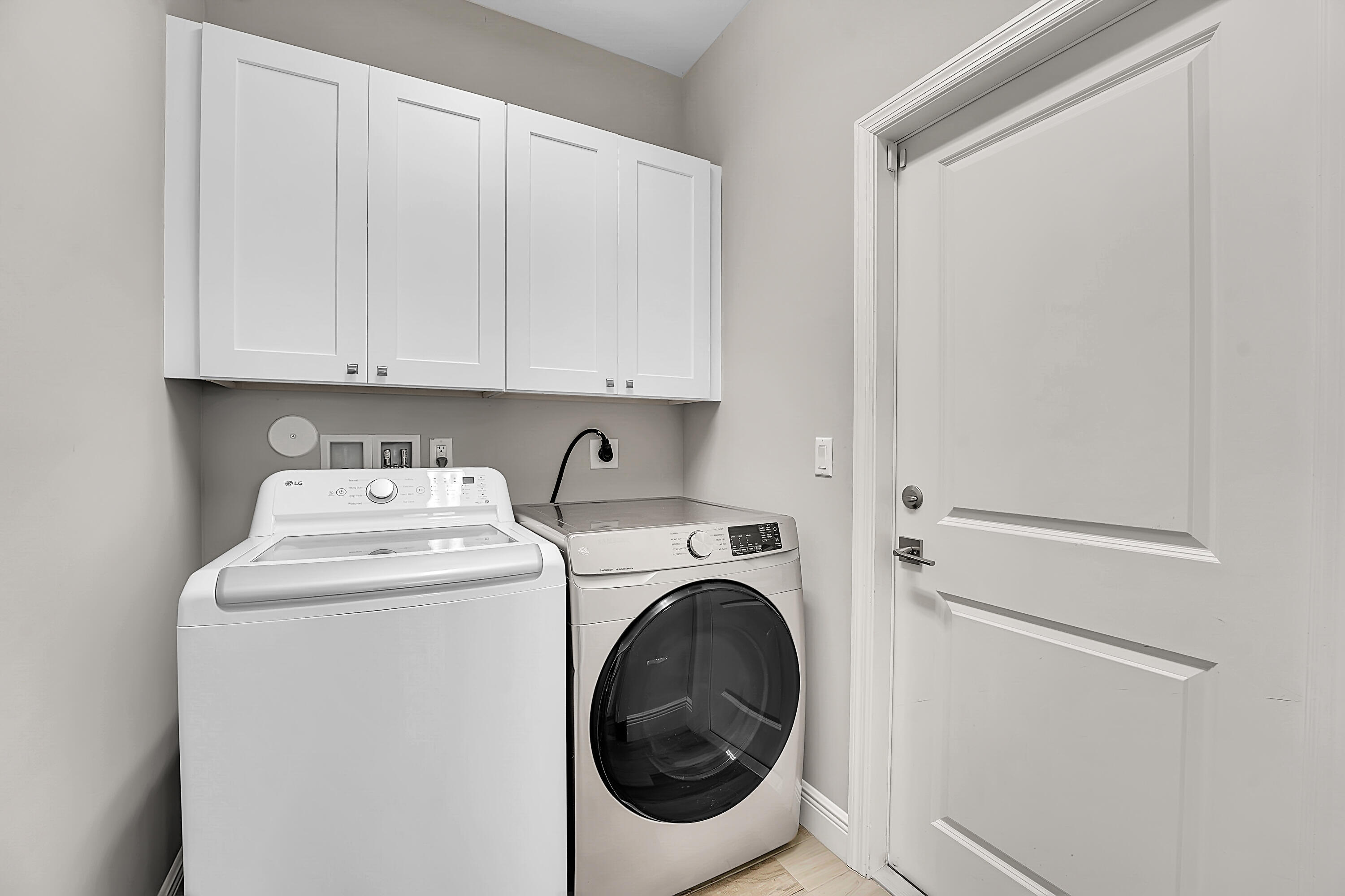 17735 Cinquez Park Road W