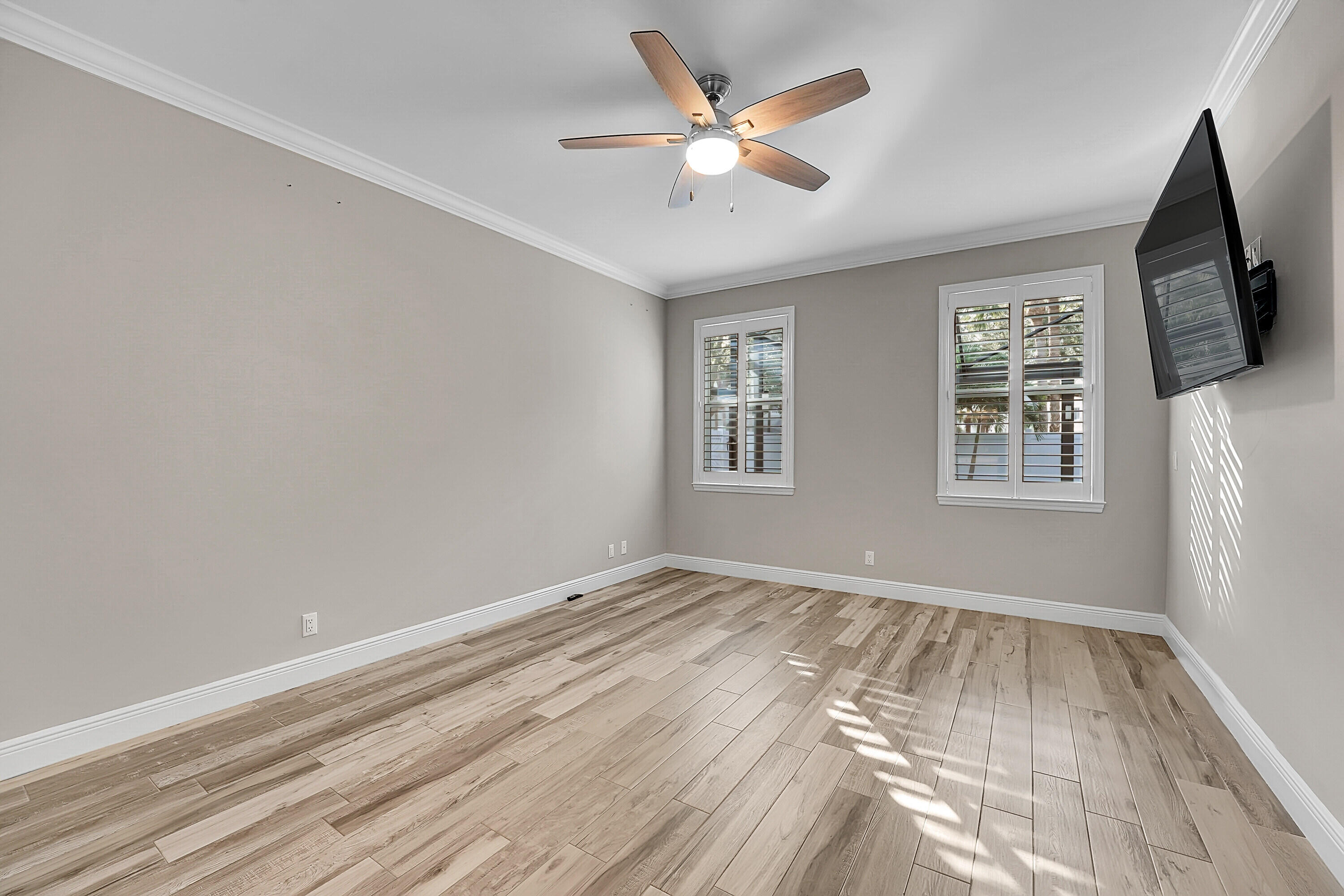 17735 Cinquez Park Road W