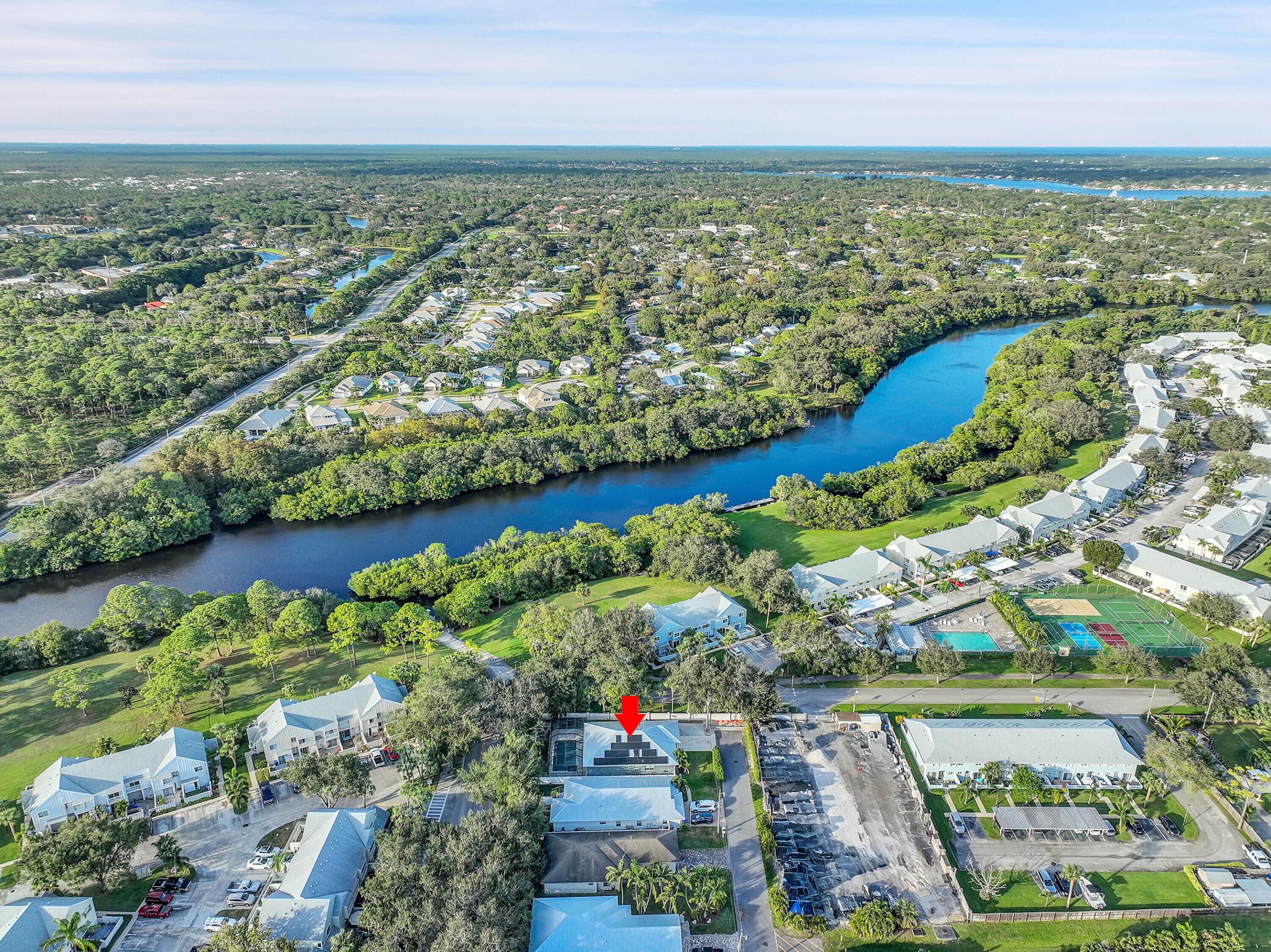 17735 Cinquez Park Road W