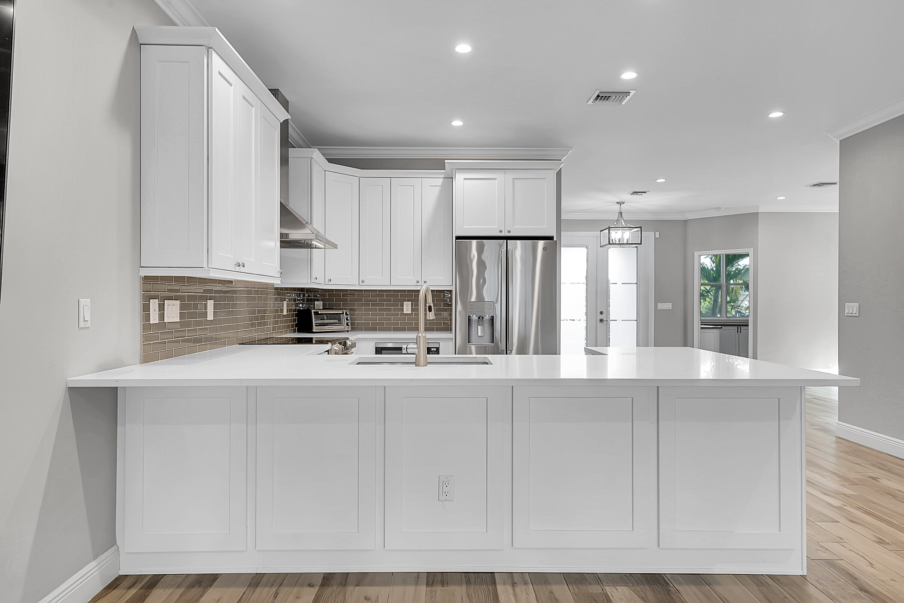 17735 Cinquez Park Road W