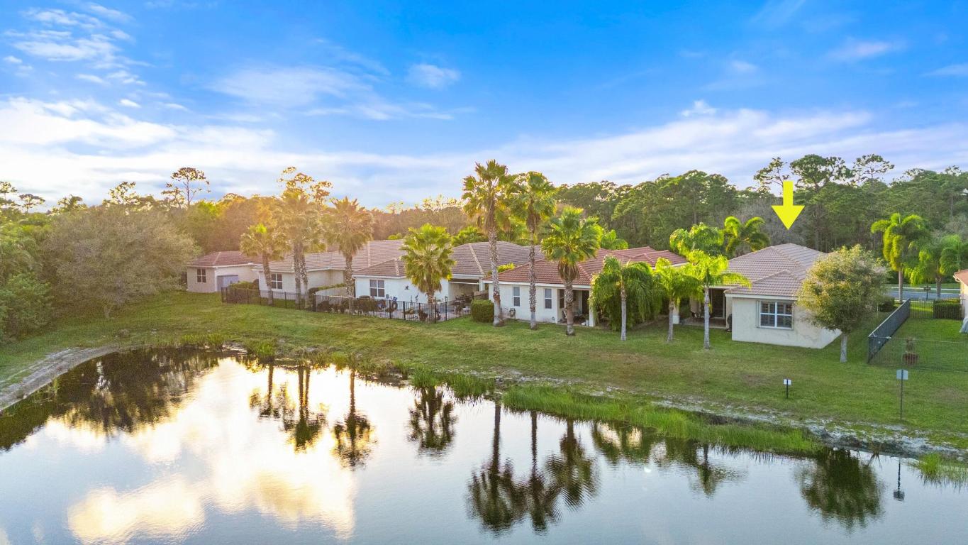 6301 SE Turn Leaf Trail