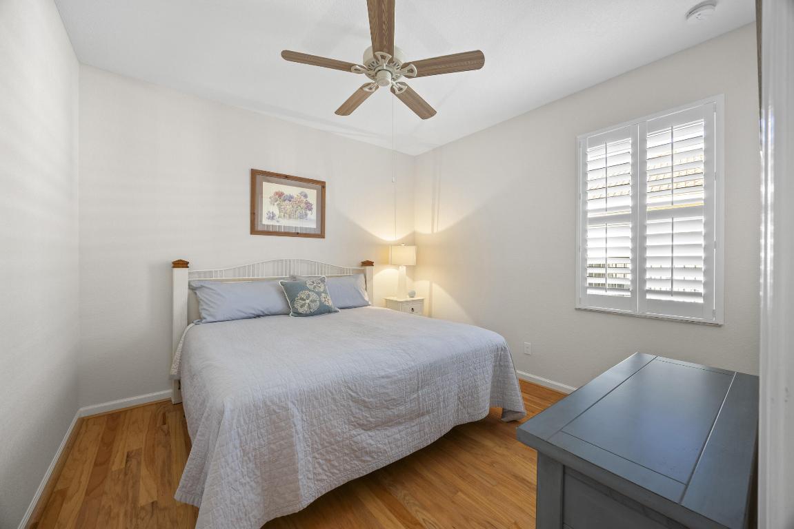 6301 SE Turn Leaf Trail