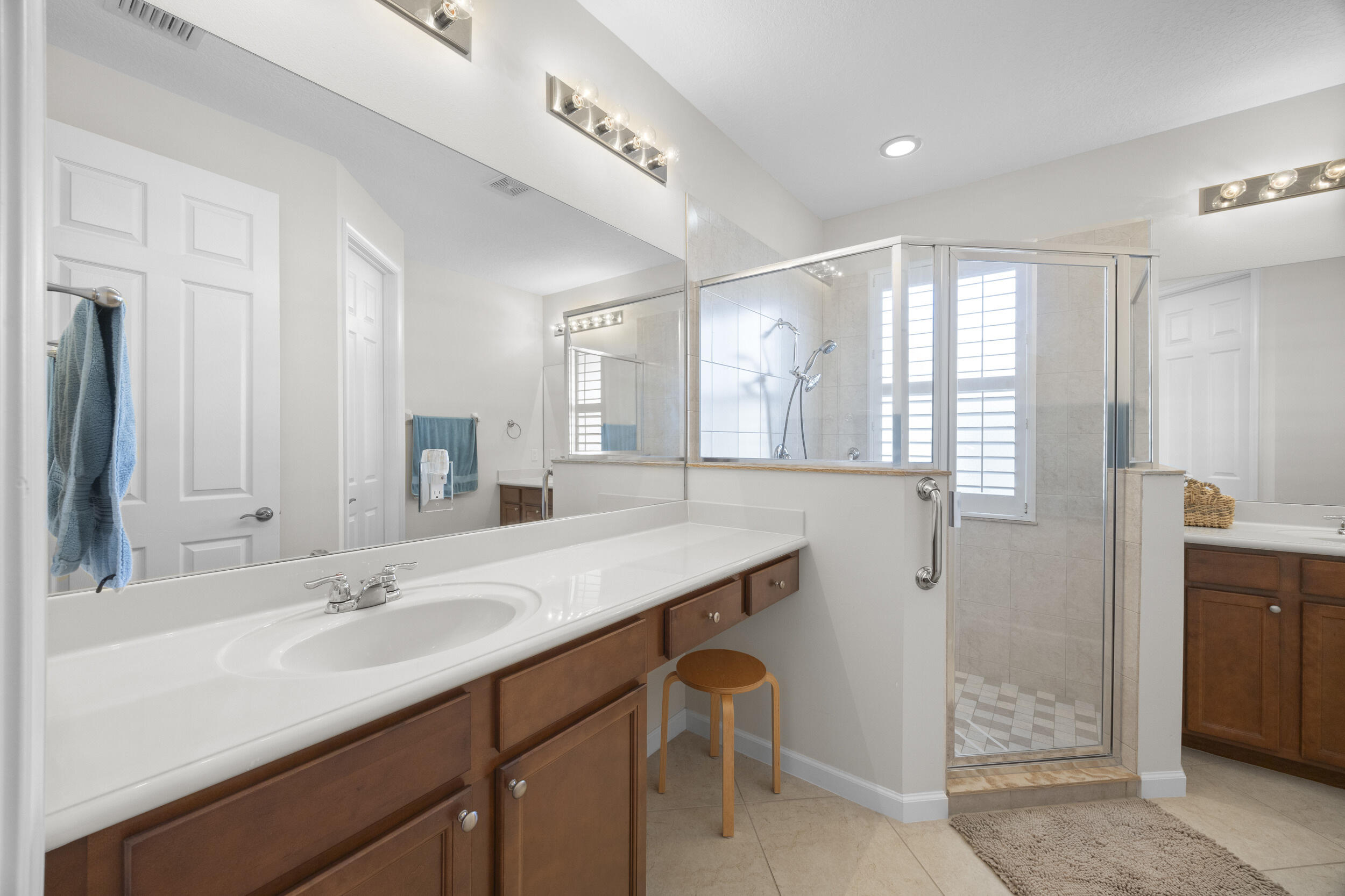 6301 SE Turn Leaf Trail