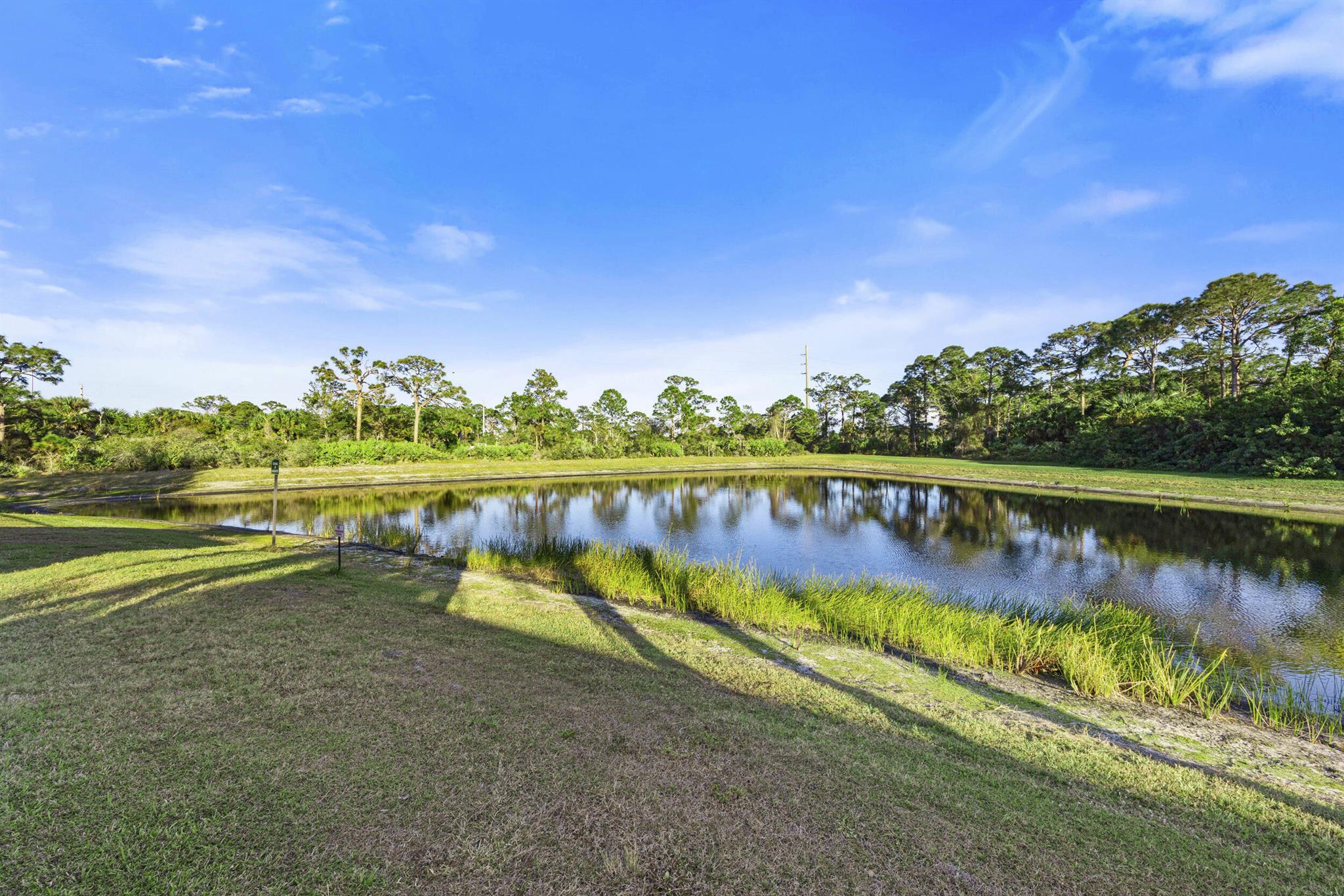 6301 SE Turn Leaf Trail