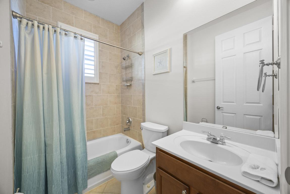 6301 SE Turn Leaf Trail