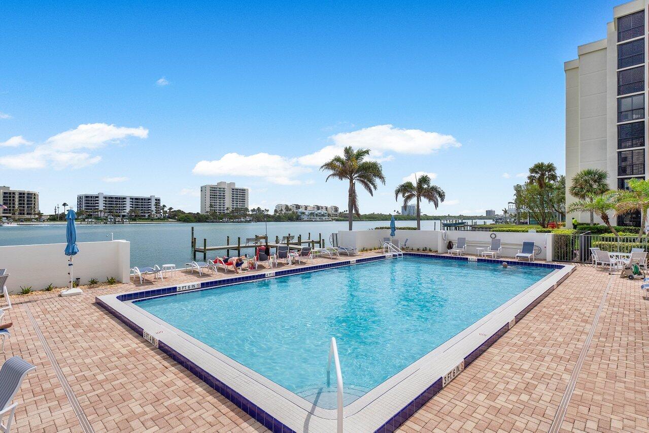 19800 Sandpointe Bay Drive 205