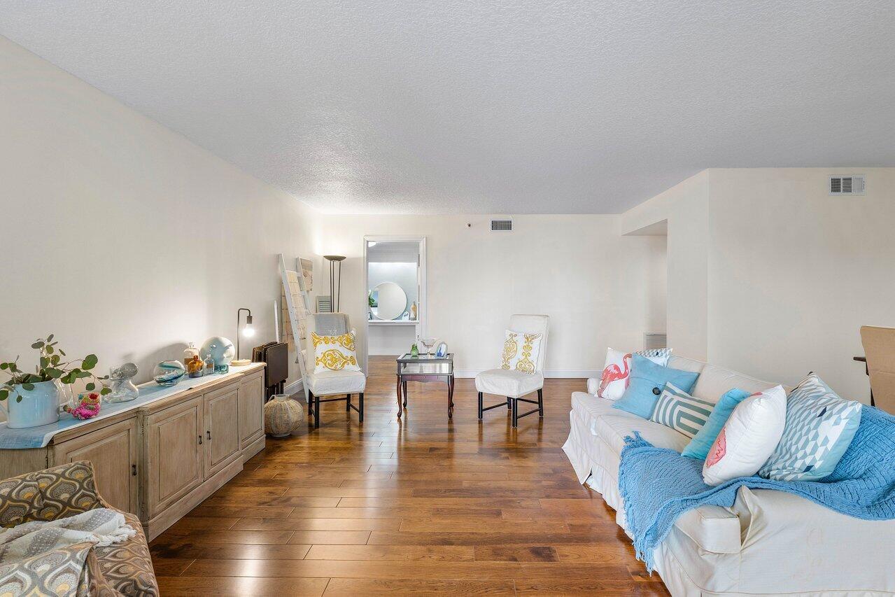 19800 Sandpointe Bay Drive 205