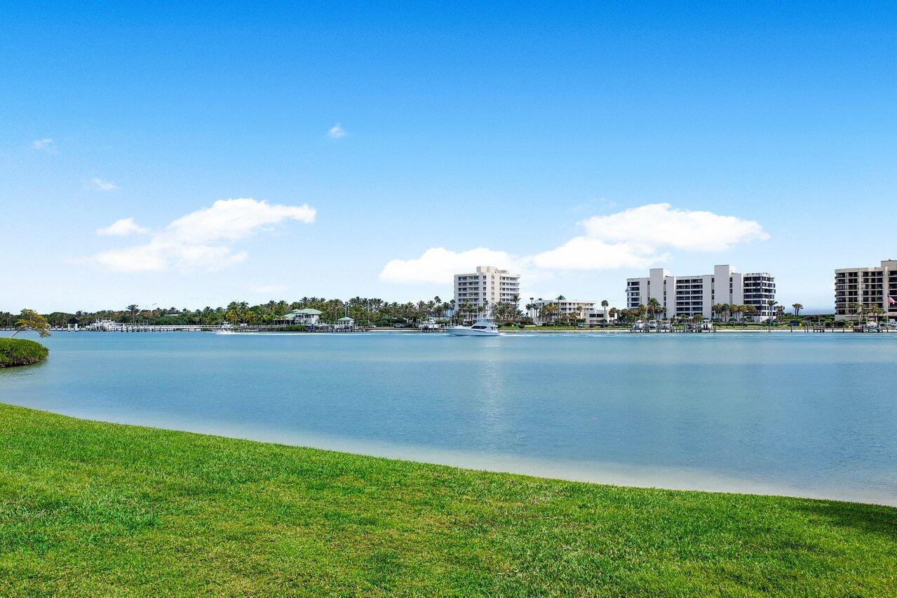 19800 Sandpointe Bay Drive 205