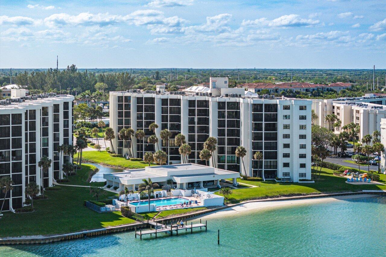 19800 Sandpointe Bay Drive 205