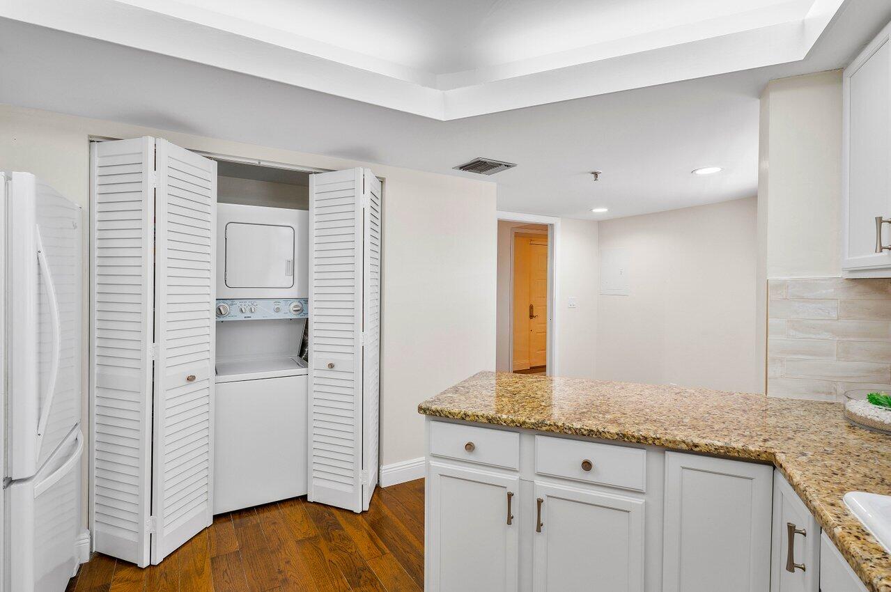 19800 Sandpointe Bay Drive 205