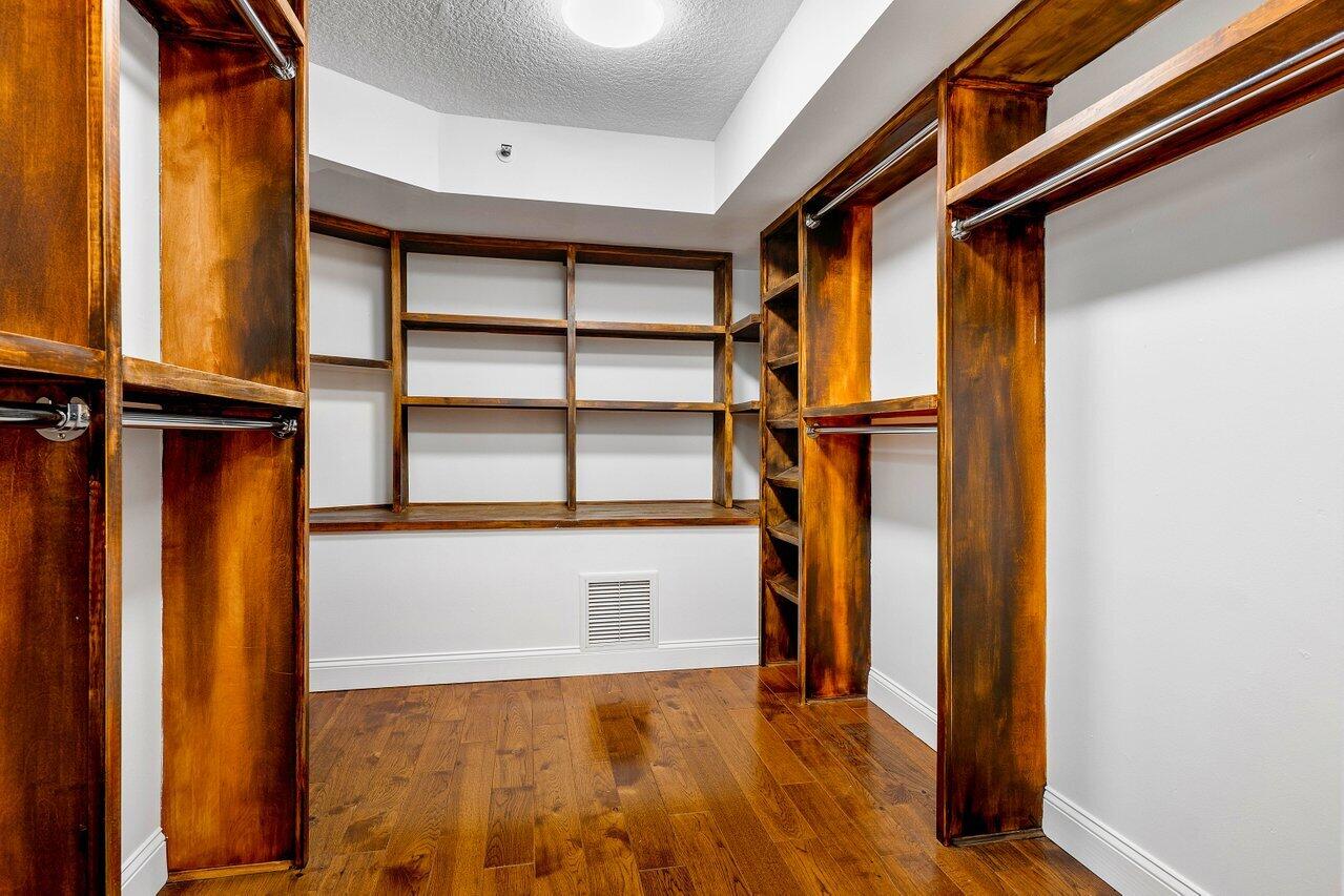 19800 Sandpointe Bay Drive 205