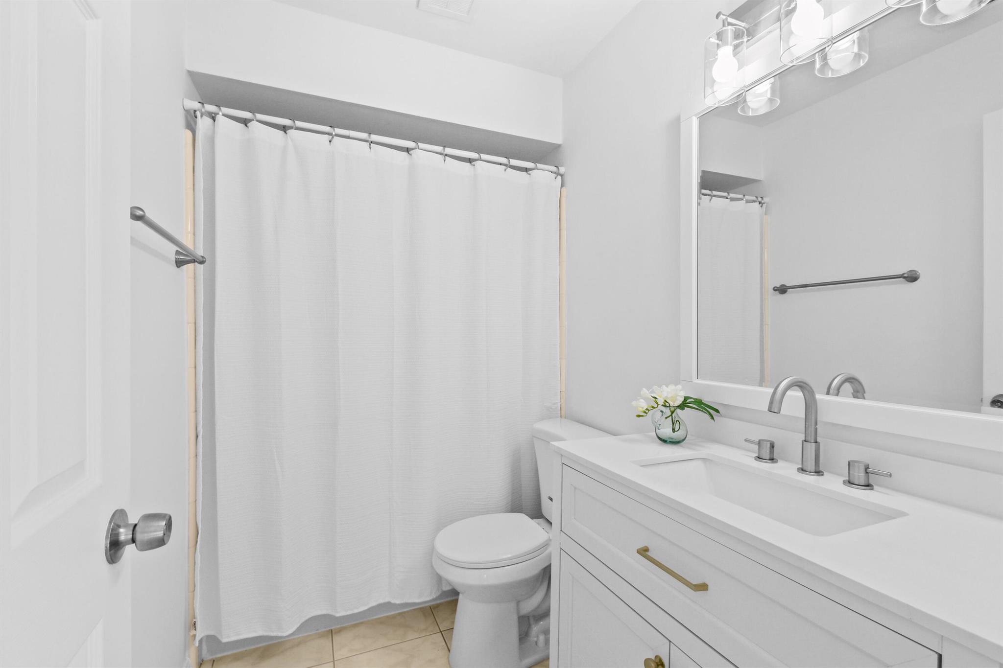 507 NW Billiar Avenue