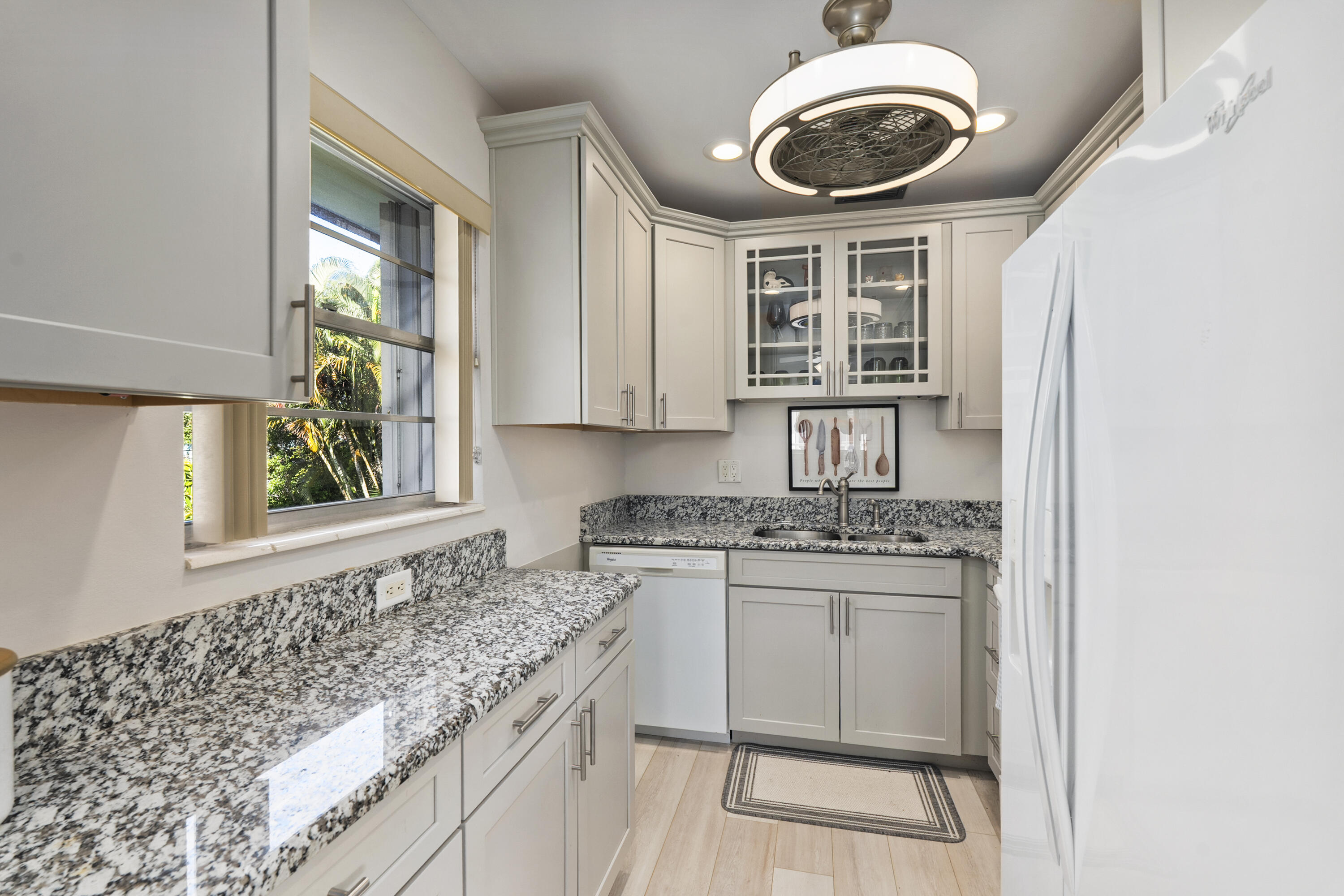 2600 SE Ocean Boulevard Z10