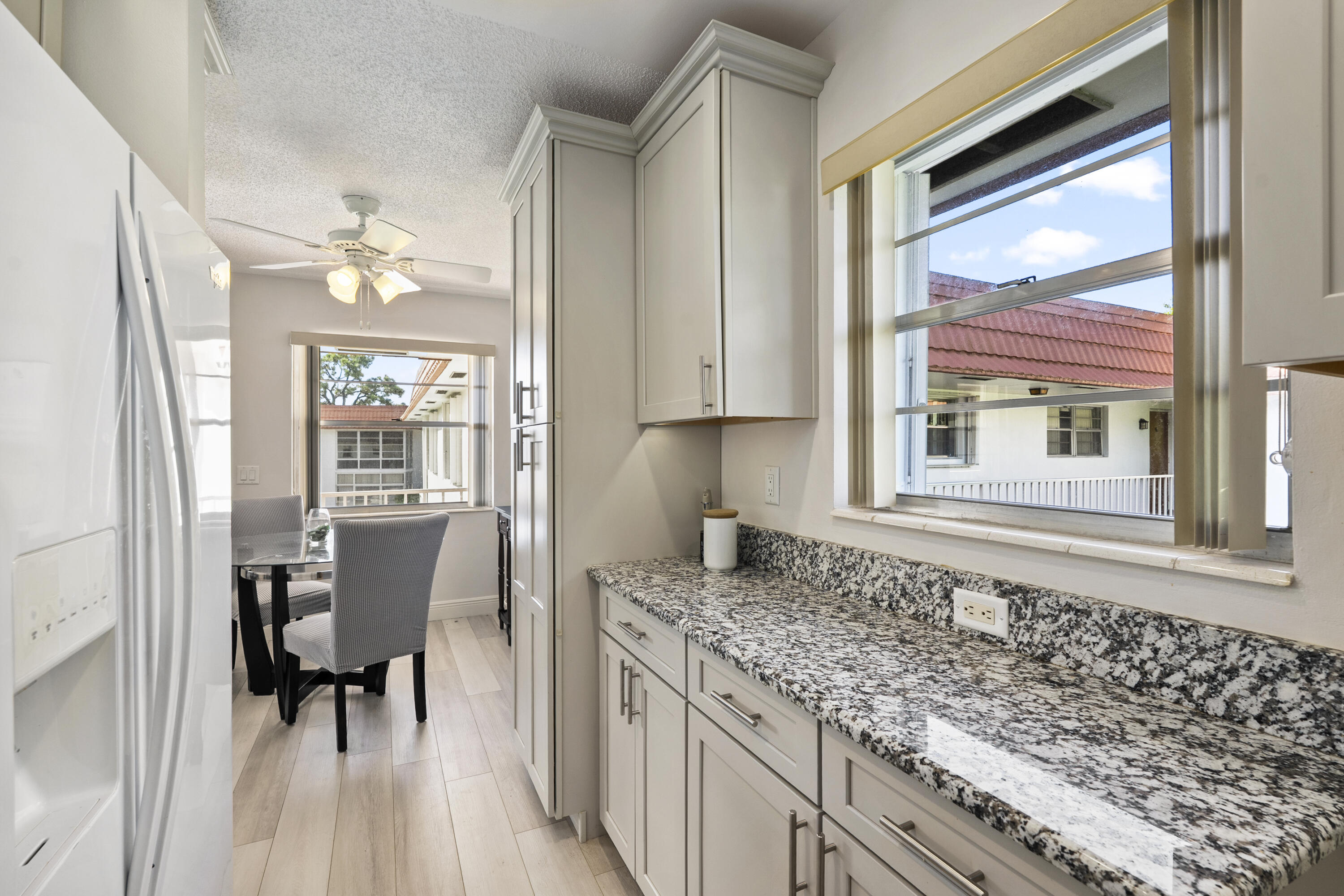 2600 SE Ocean Boulevard Z10