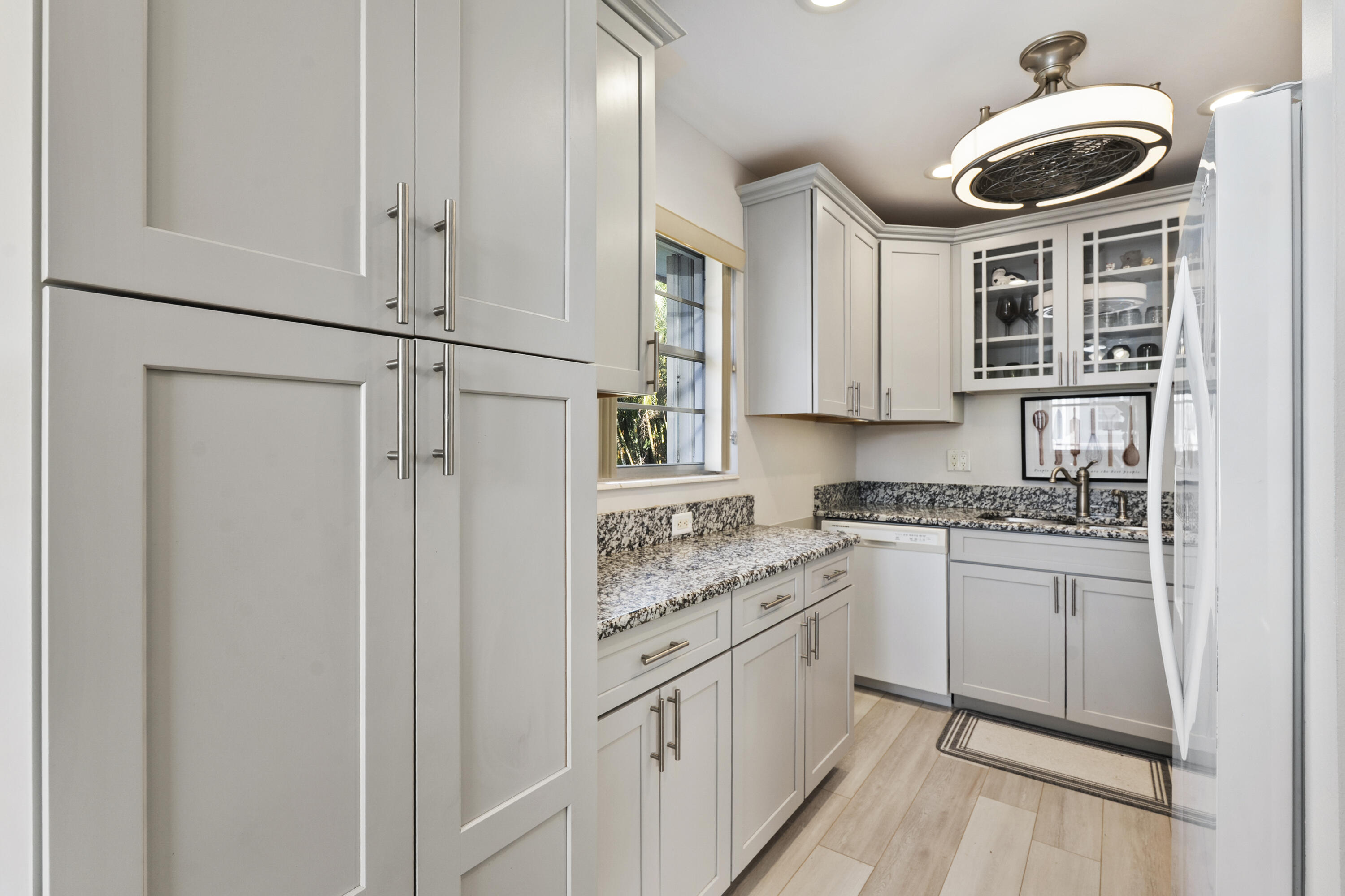 2600 SE Ocean Boulevard Z10