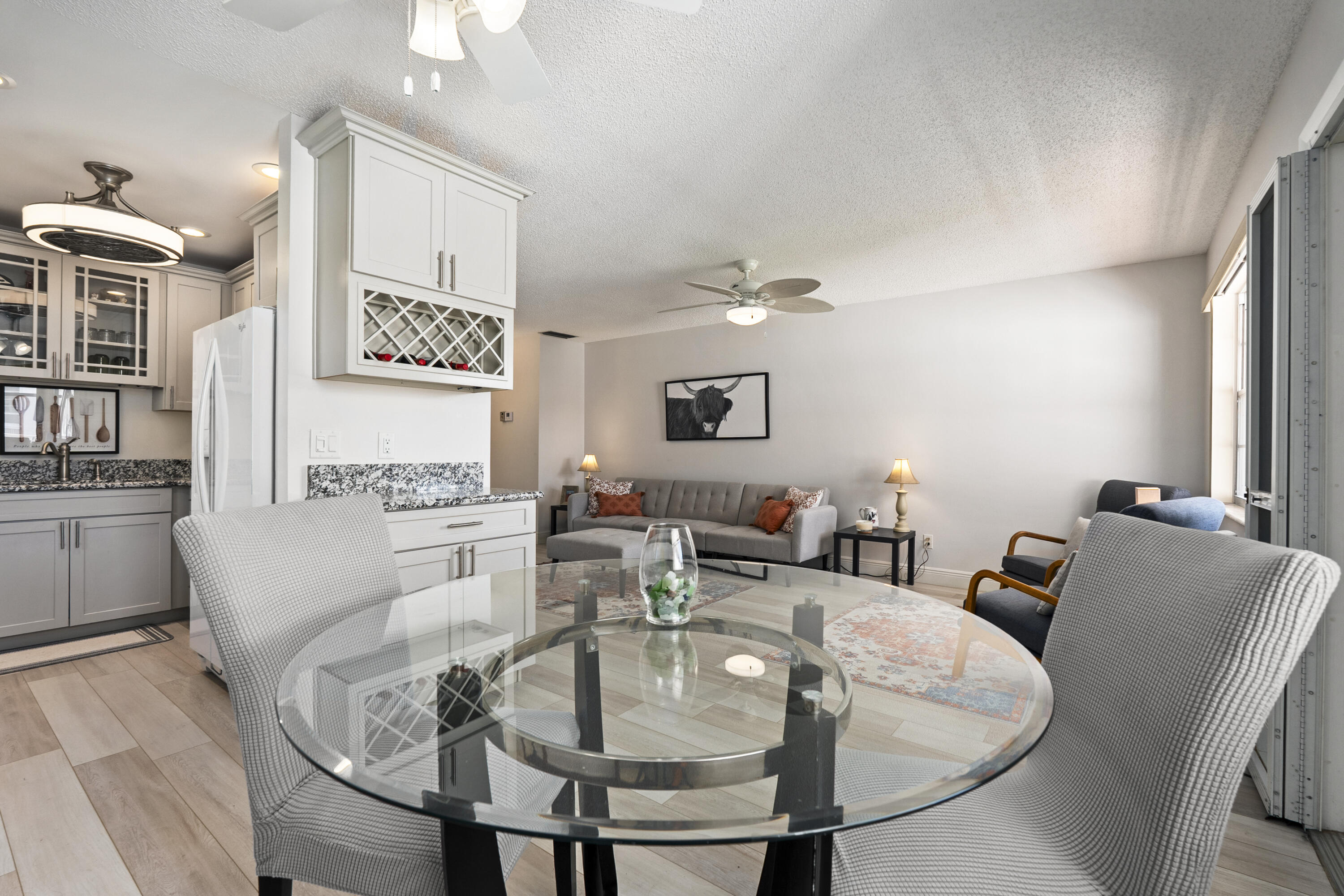 2600 SE Ocean Boulevard Z10