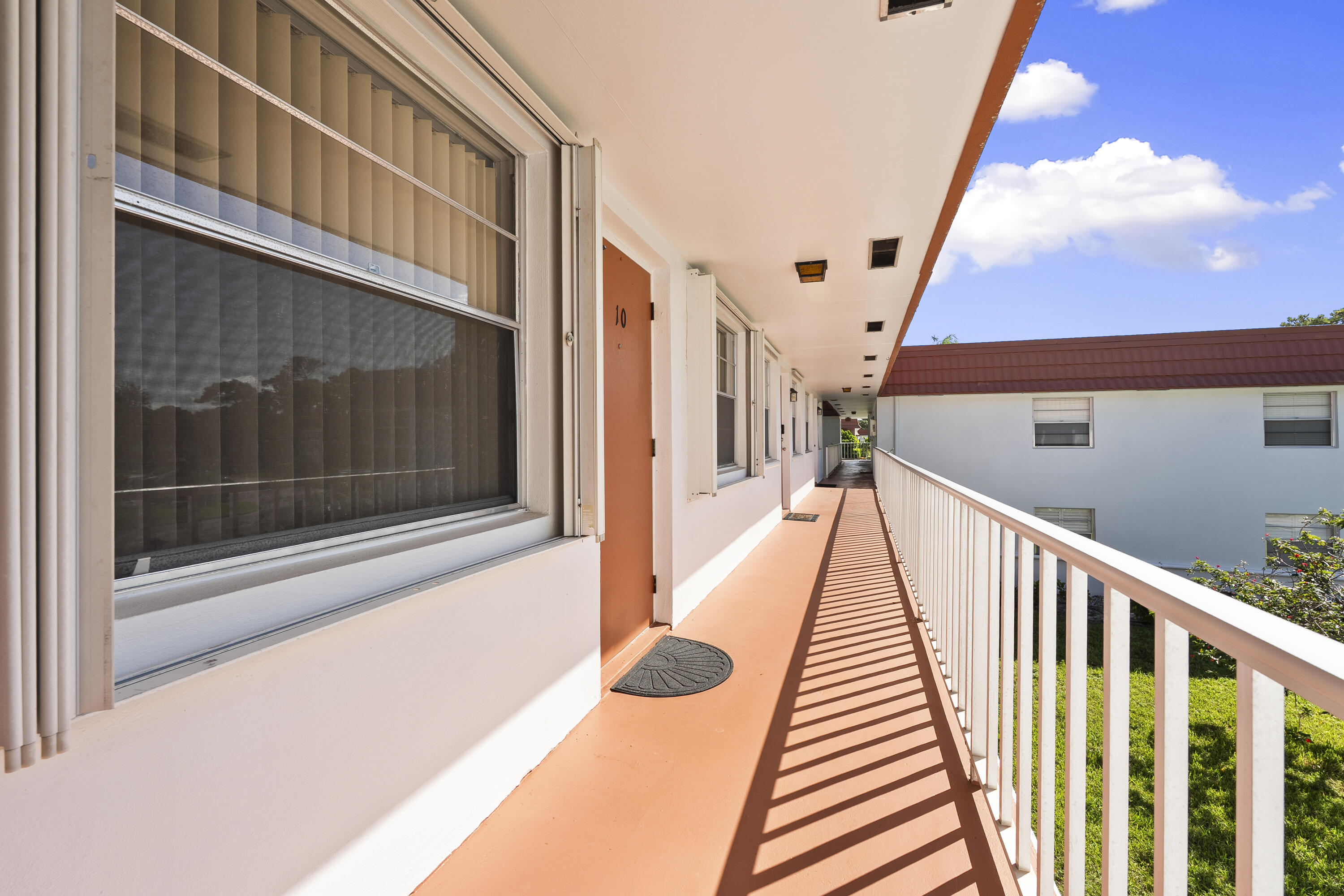 2600 SE Ocean Boulevard Z10
