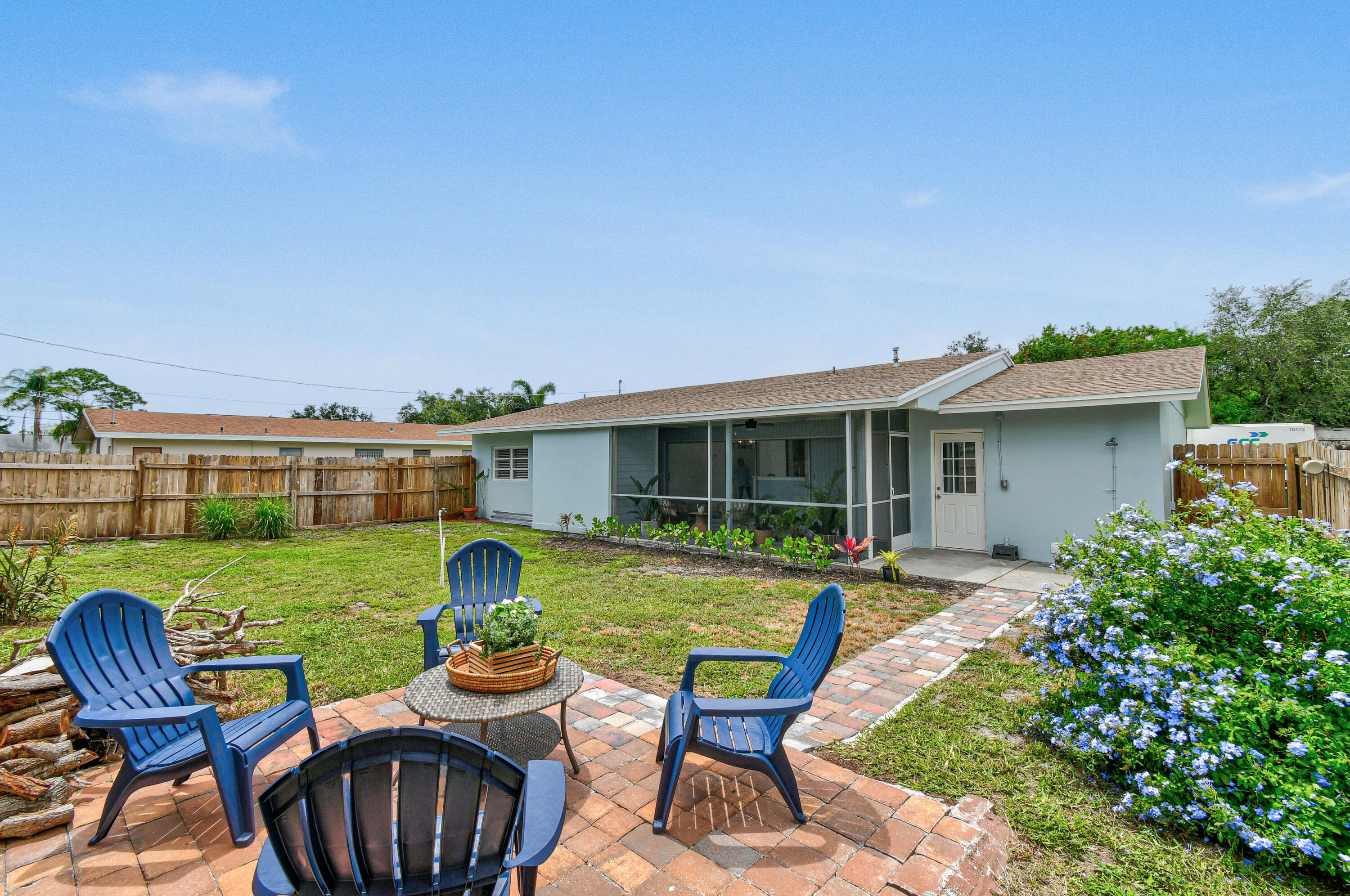 507 NW Billiar Avenue