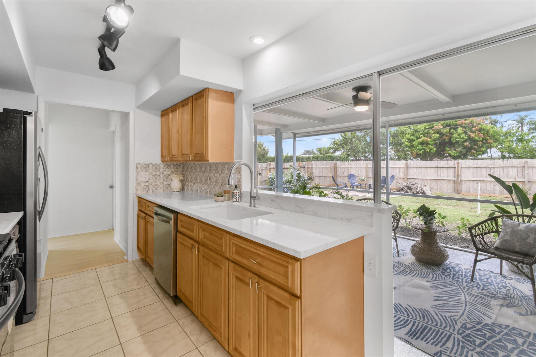 507 NW Billiar Avenue