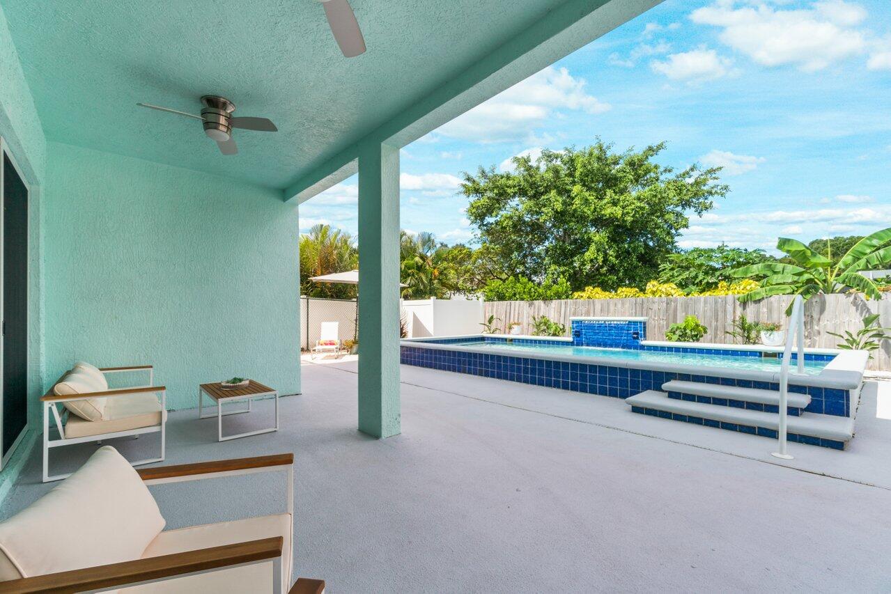 9427 SE Athena Street