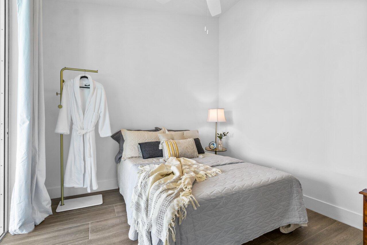 9427 SE Athena Street