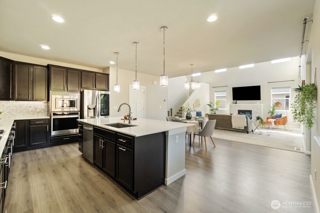 4610 Keppel Loop SW