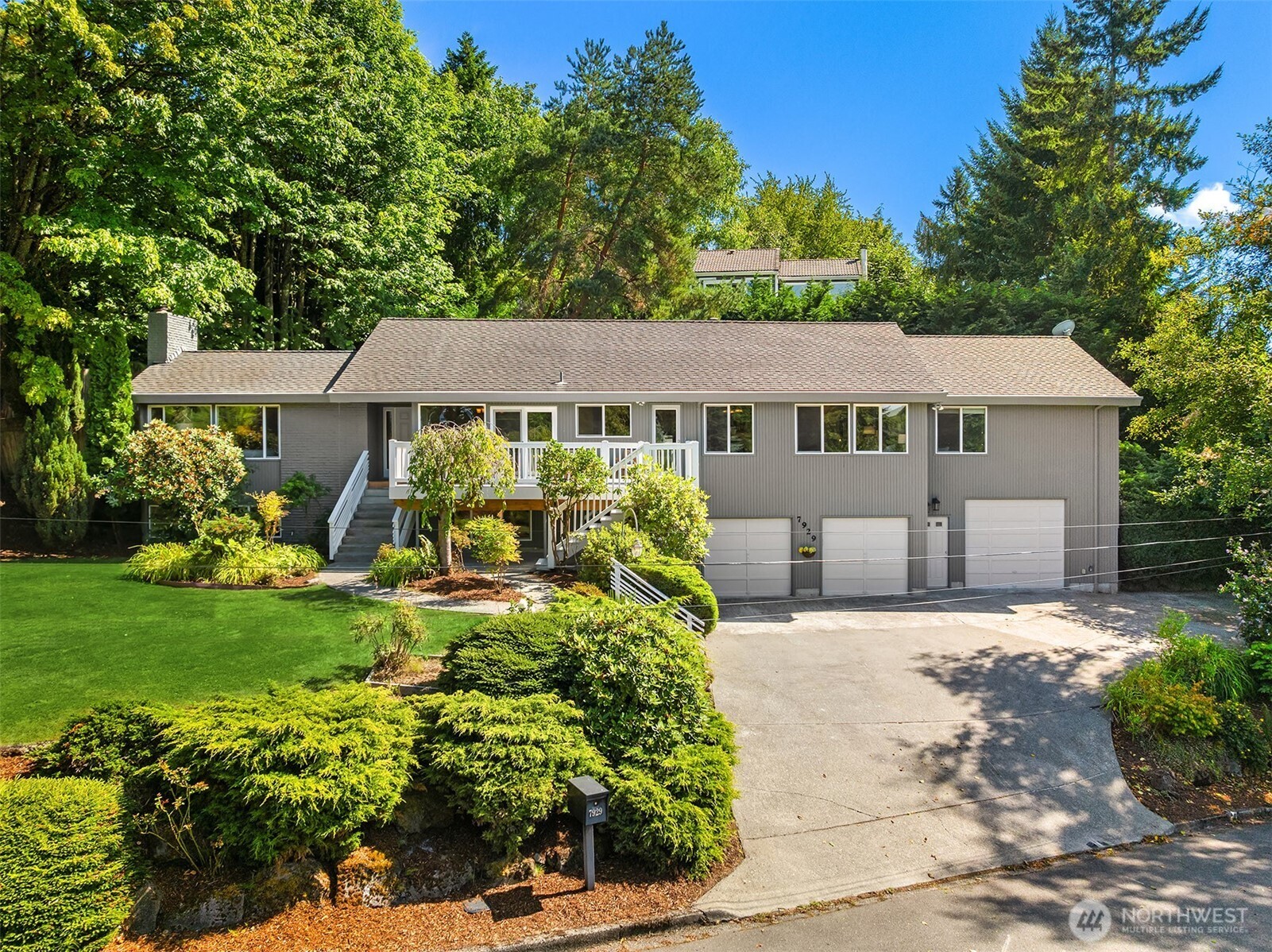 7929 SE 37th Street