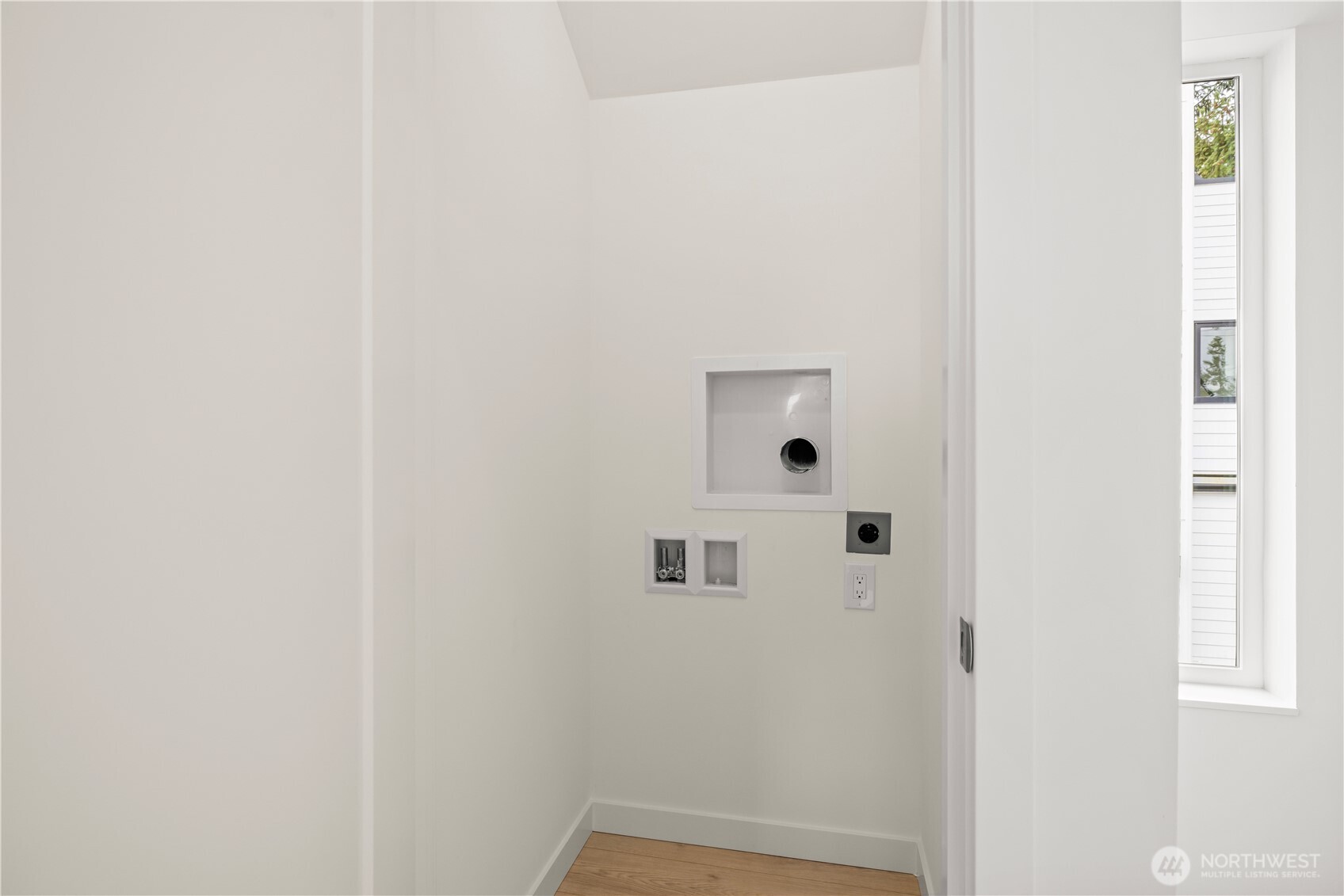 5119 SW Genesee Street