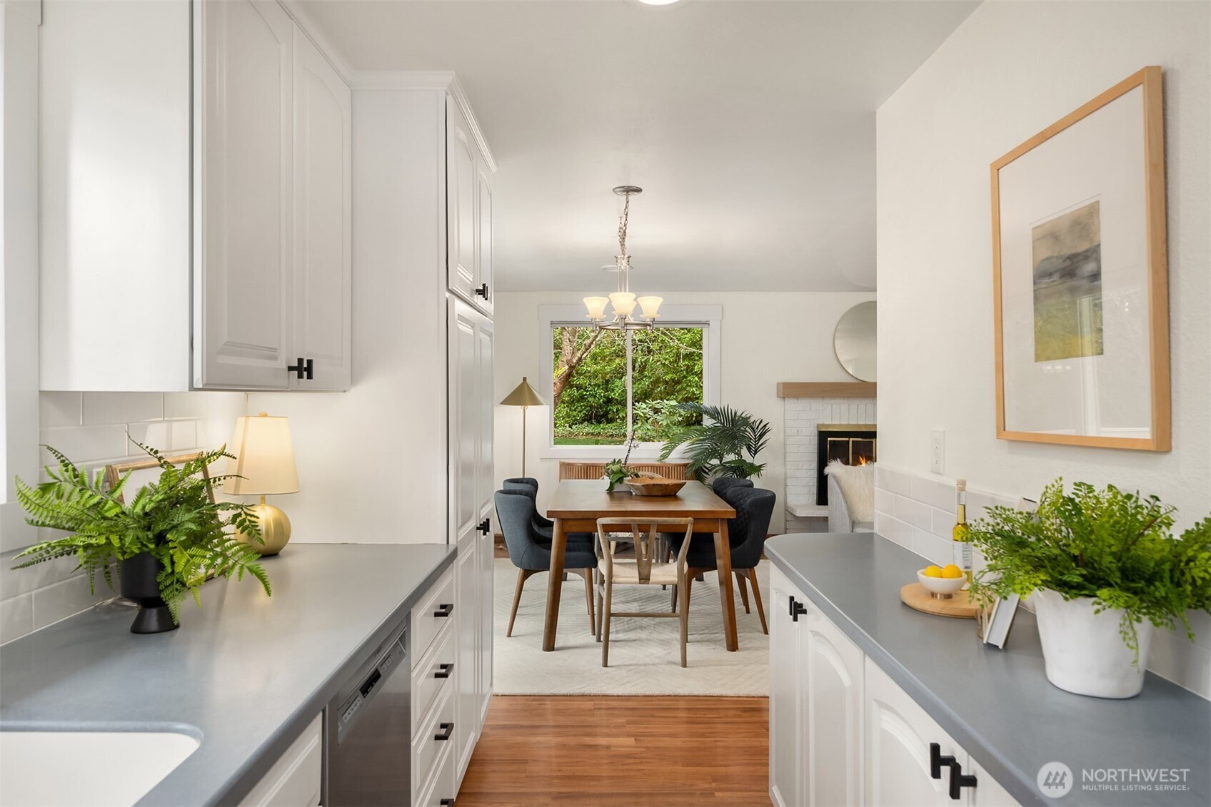 9280 NE Lovgreen Road