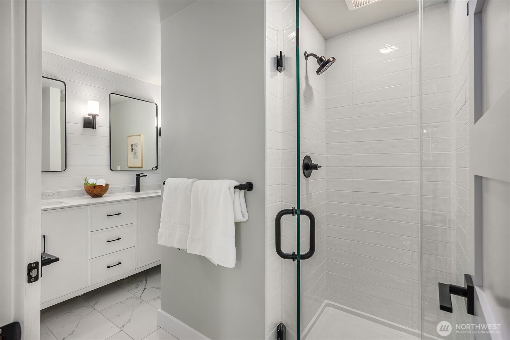 9280 NE Lovgreen Road