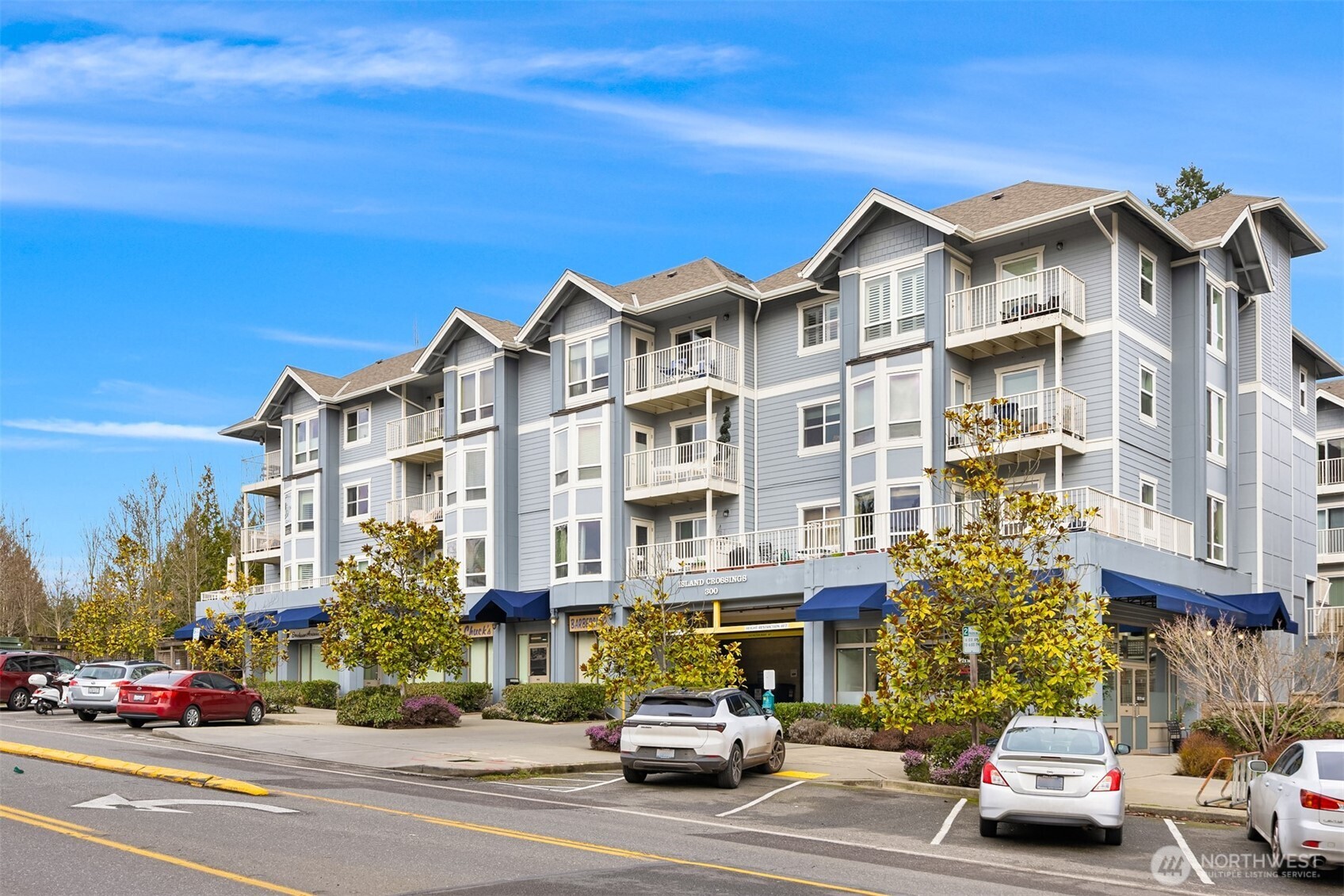 300 High School Road NE Unit: 418