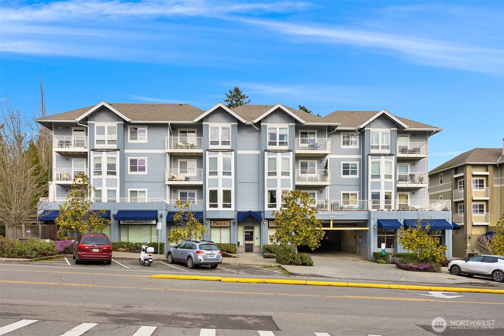 300 High School Road NE Unit: 418