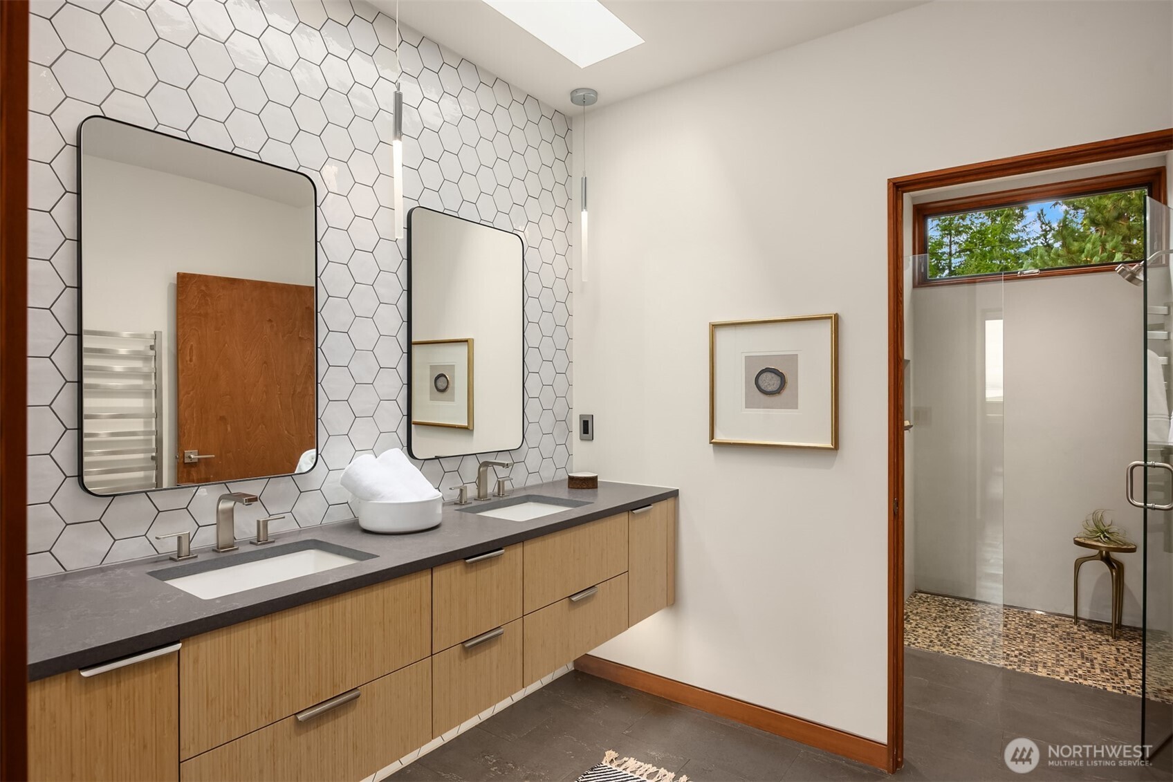 7268 Madrona Drive NE