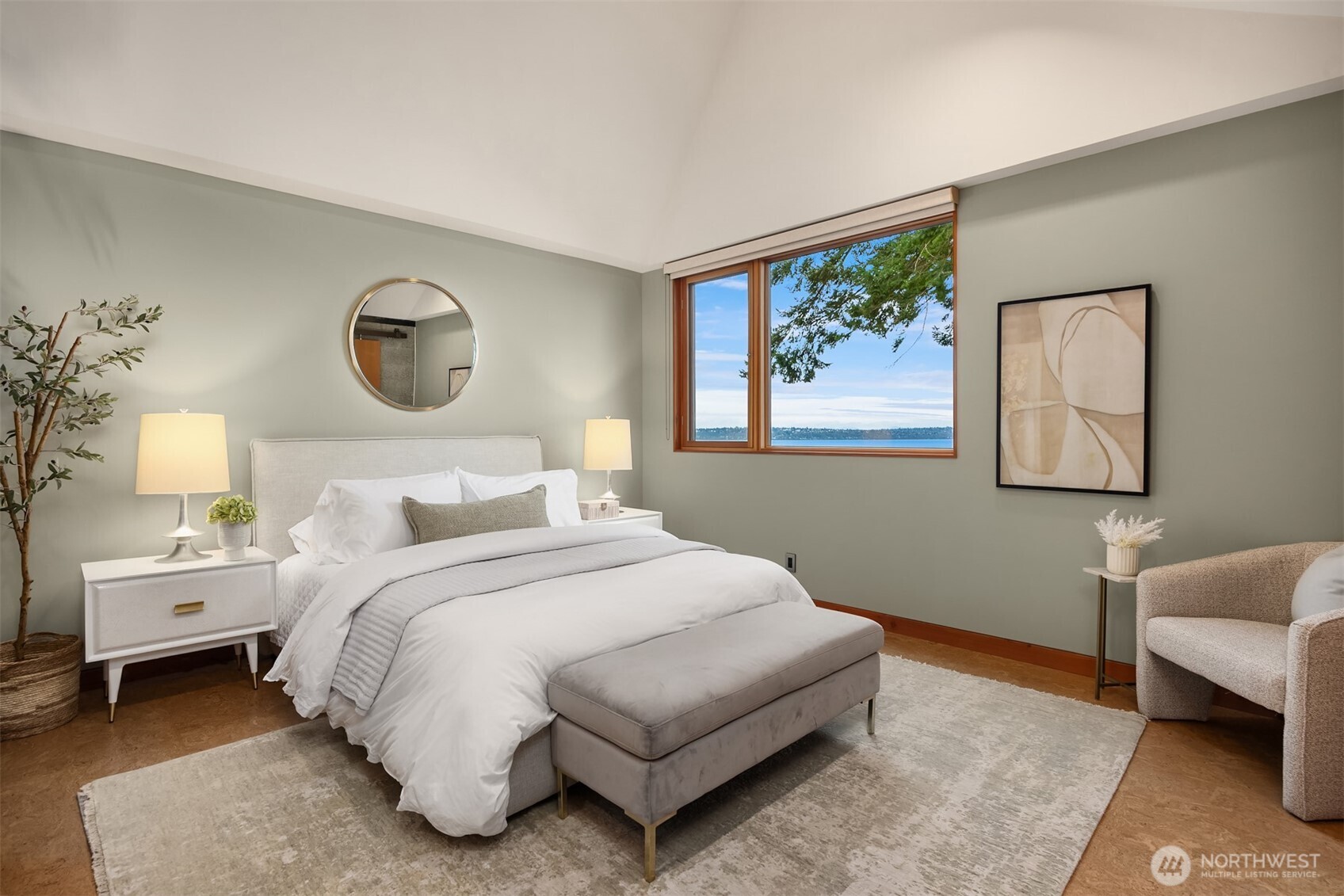 7268 Madrona Drive NE