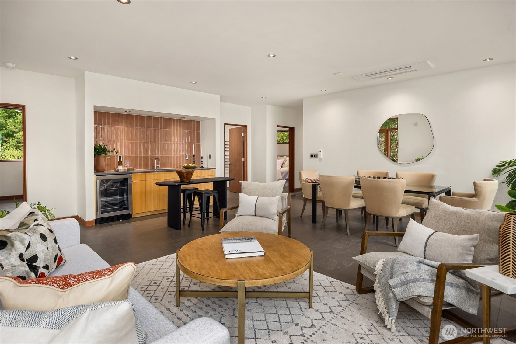 7268 Madrona Drive NE