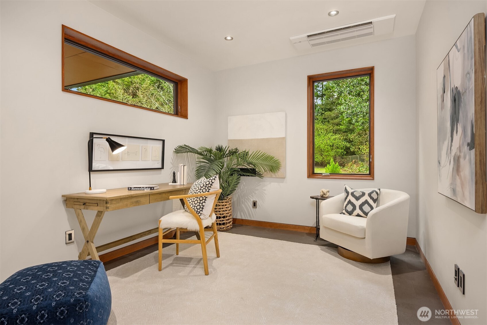 7268 Madrona Drive NE