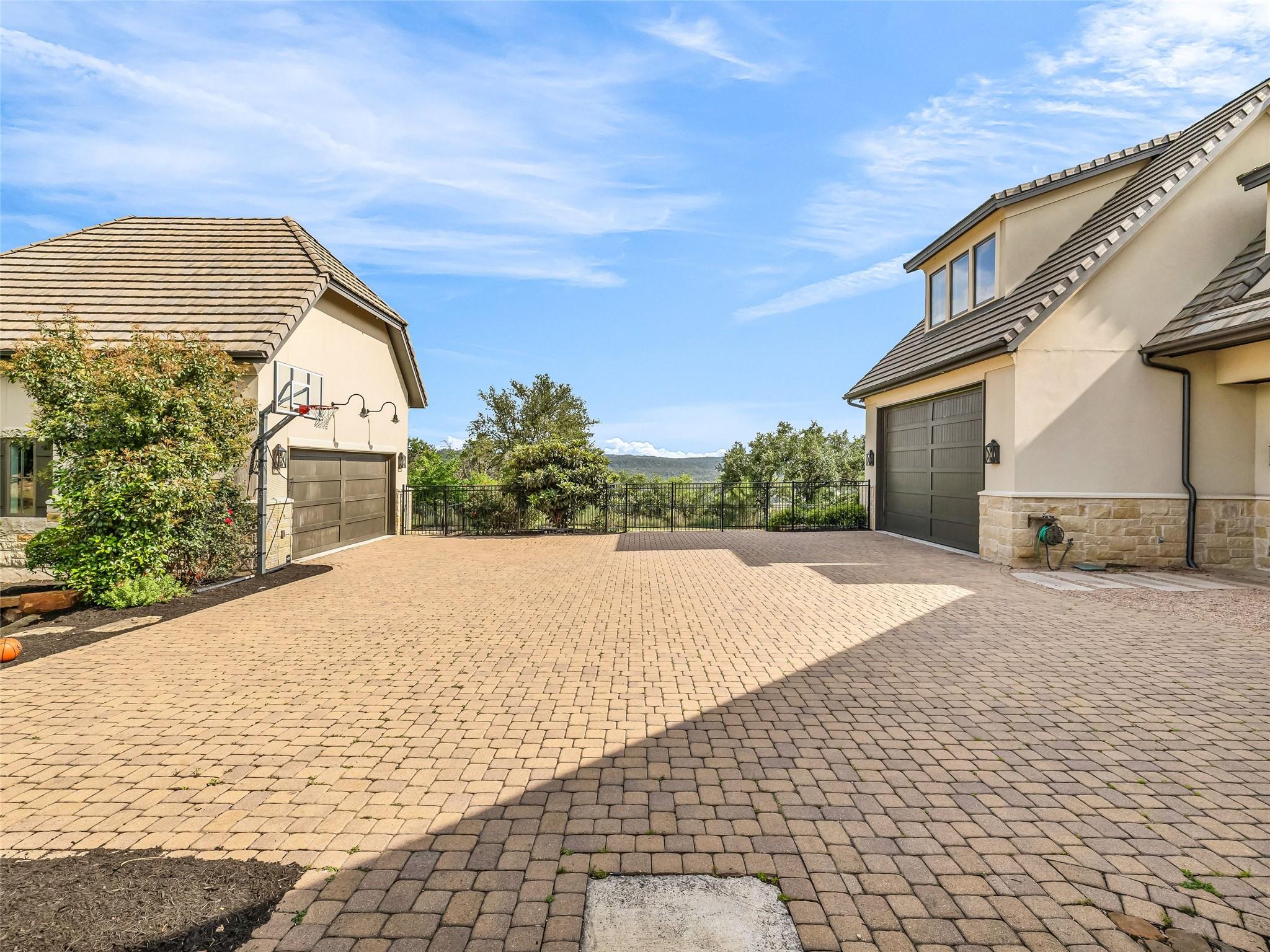 11705 Shoreview Overlook