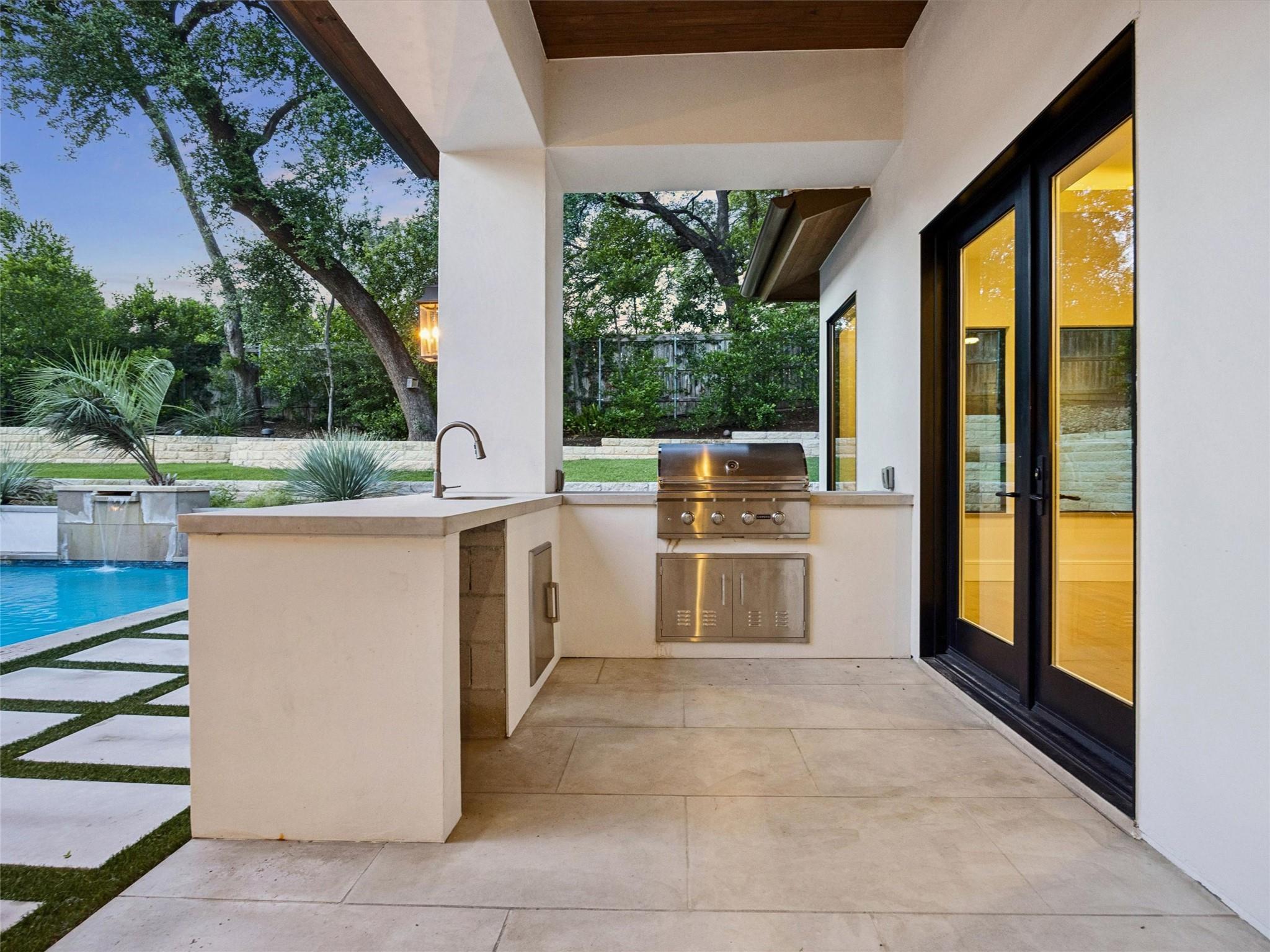 2702 Mountain Laurel DR