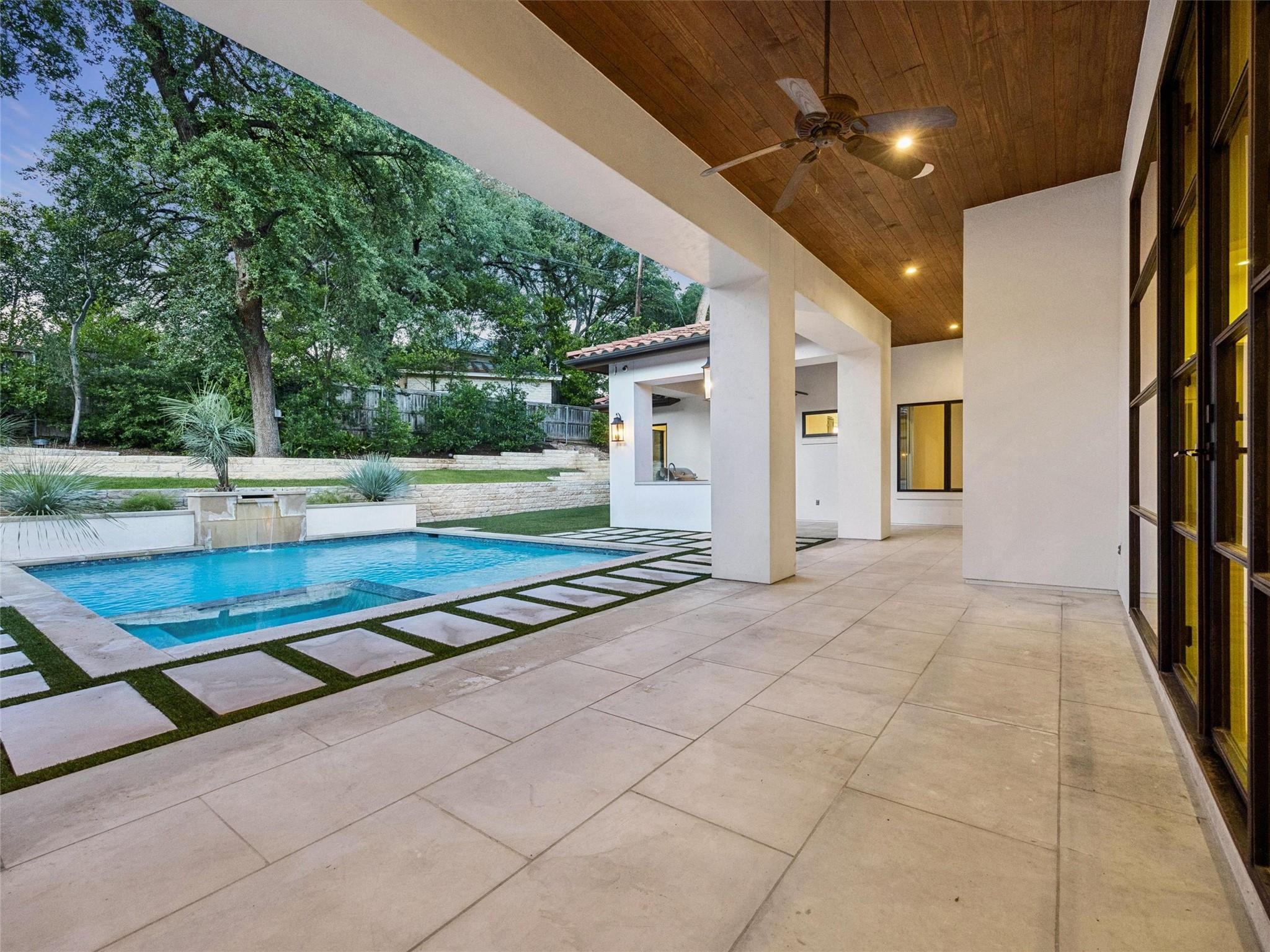 2702 Mountain Laurel DR