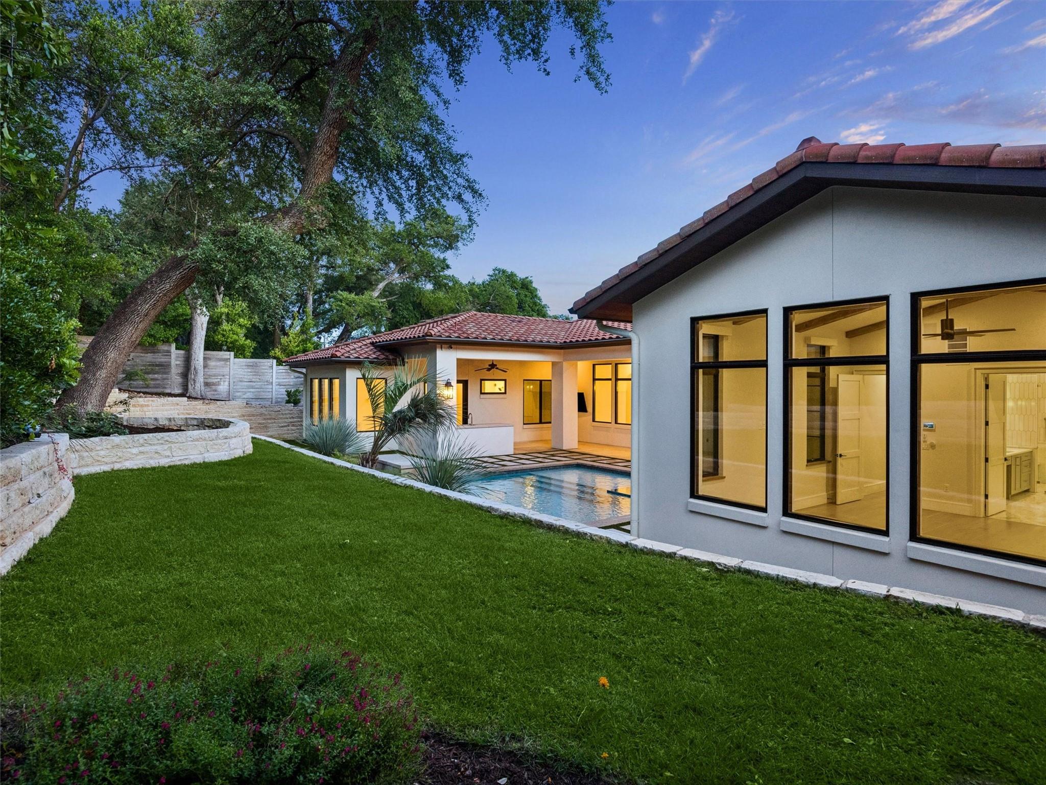 2702 Mountain Laurel DR