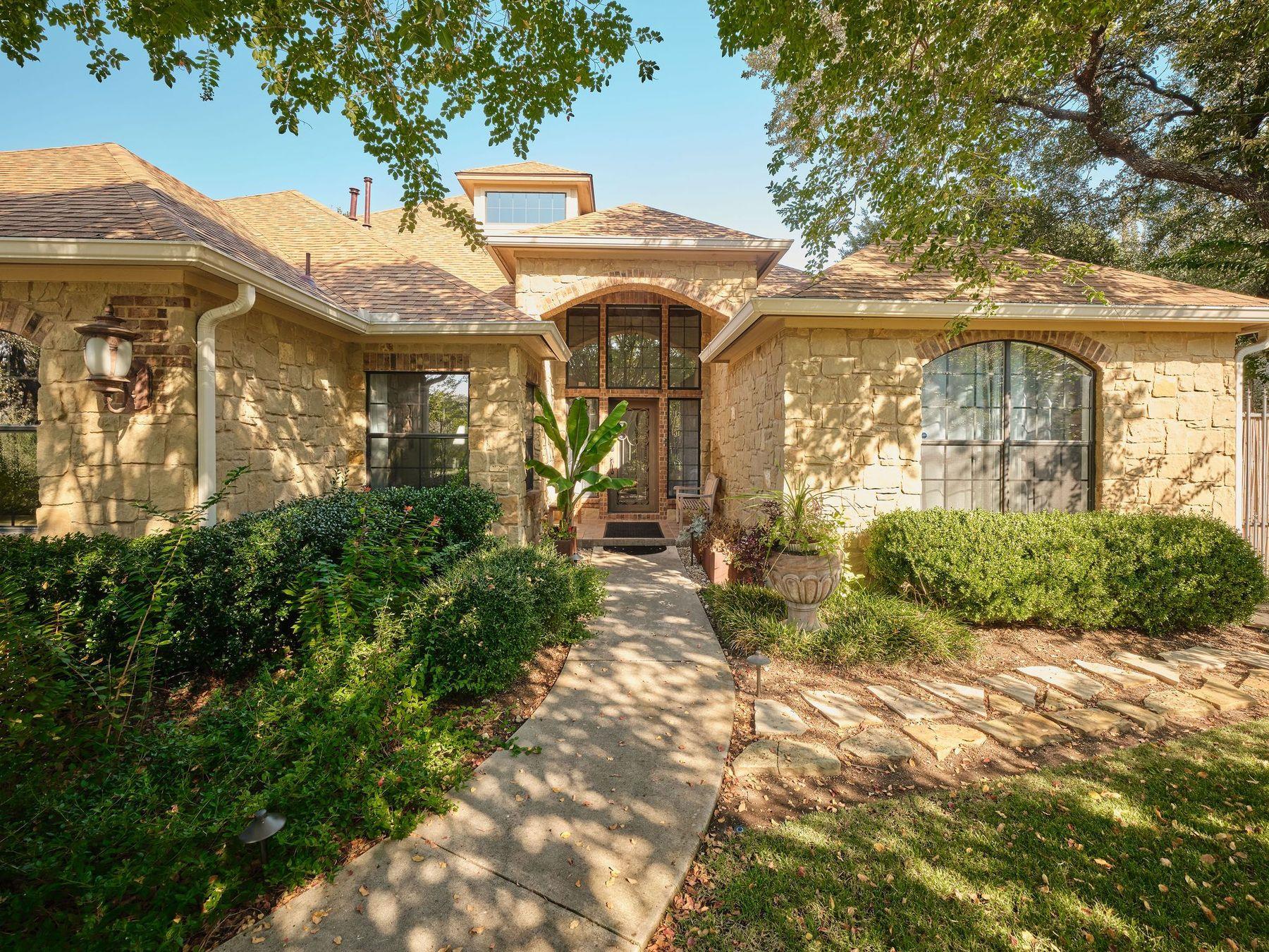 5612 Bonnell Vista ST