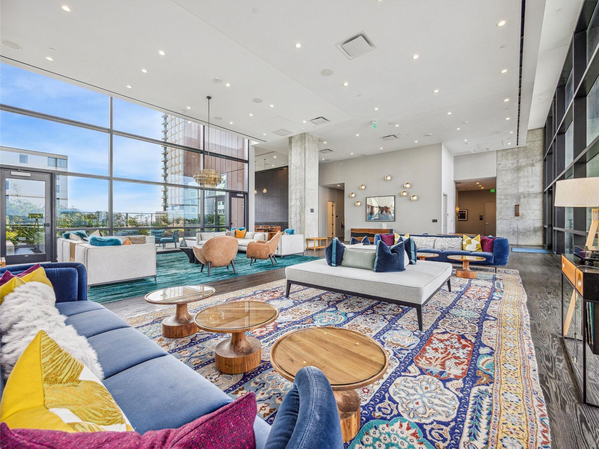 Lakeview at 70 Rainey