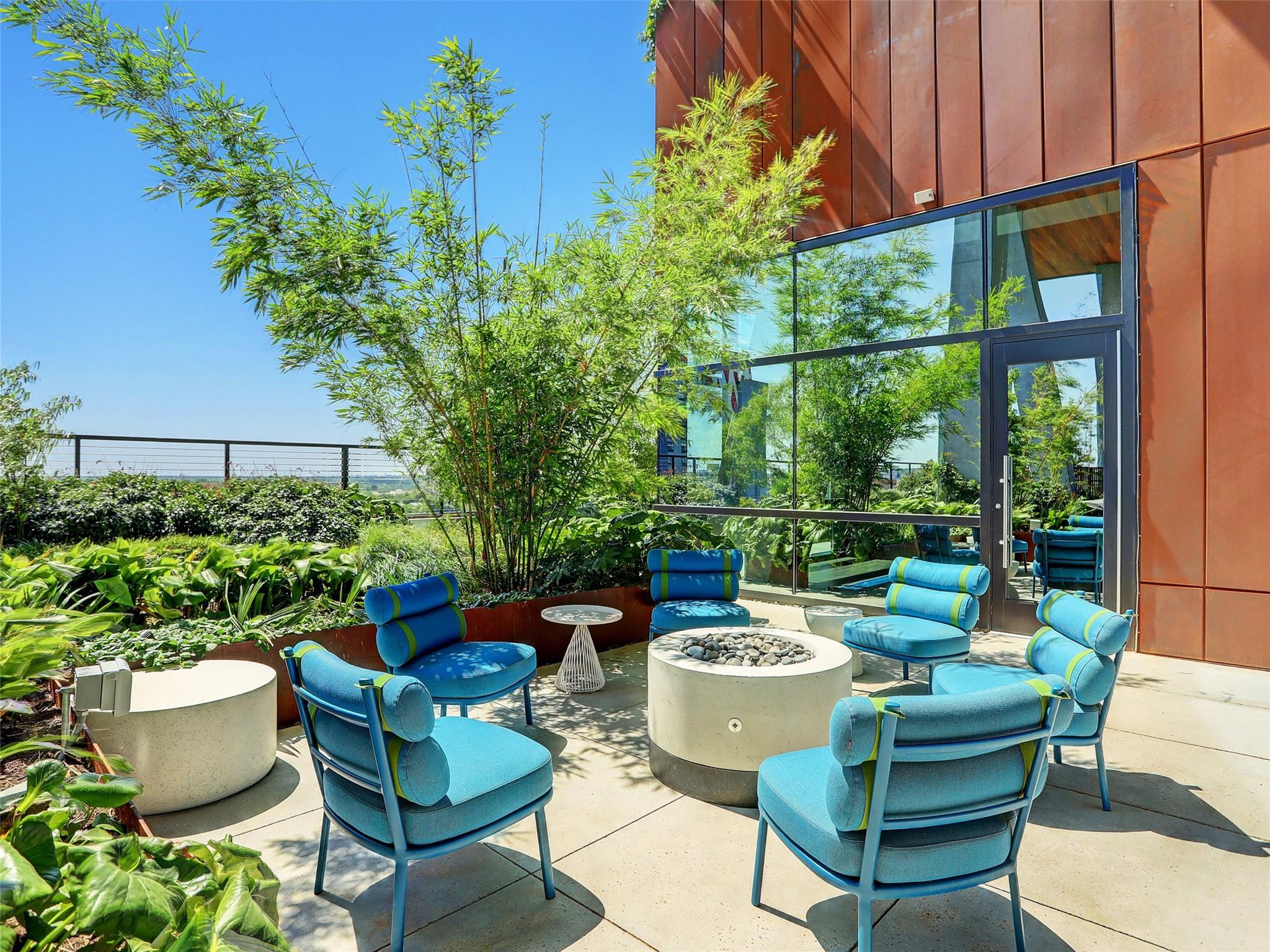 Lakeview at 70 Rainey