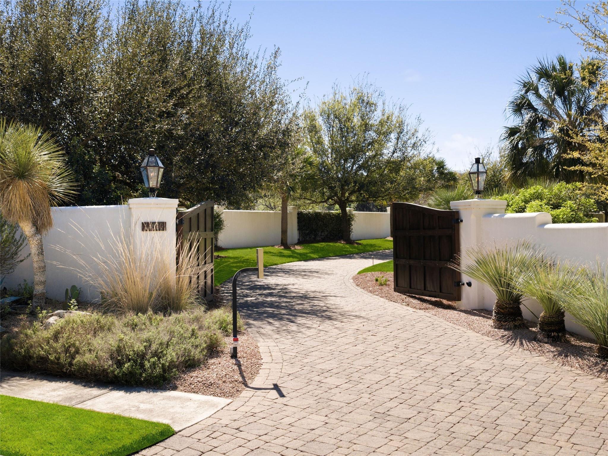 14500 Flat Top Ranch RD